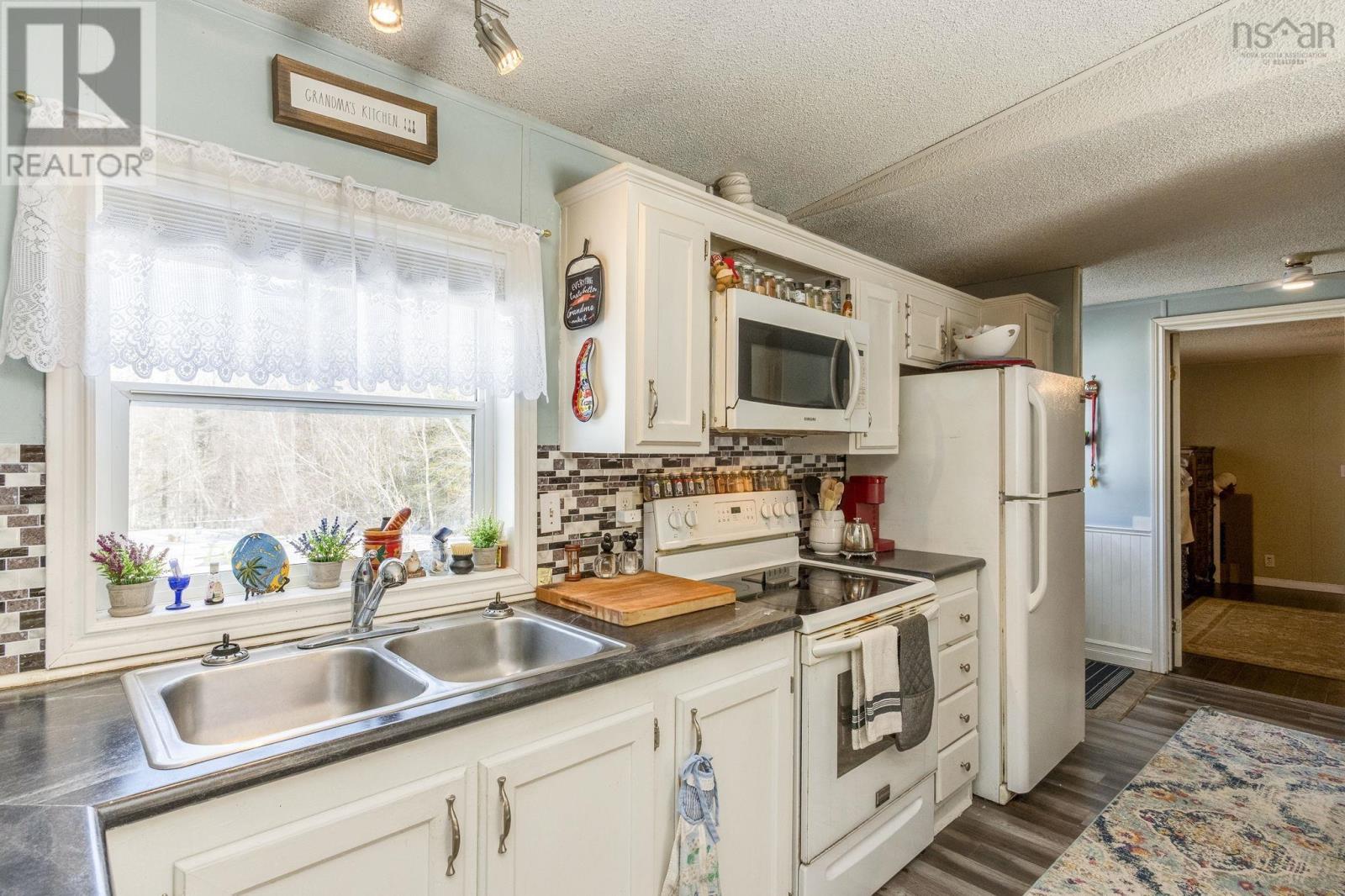 1880 Virginia Road, West Springhill, Nova Scotia  B0S 1A0 - Photo 15 - 202604331