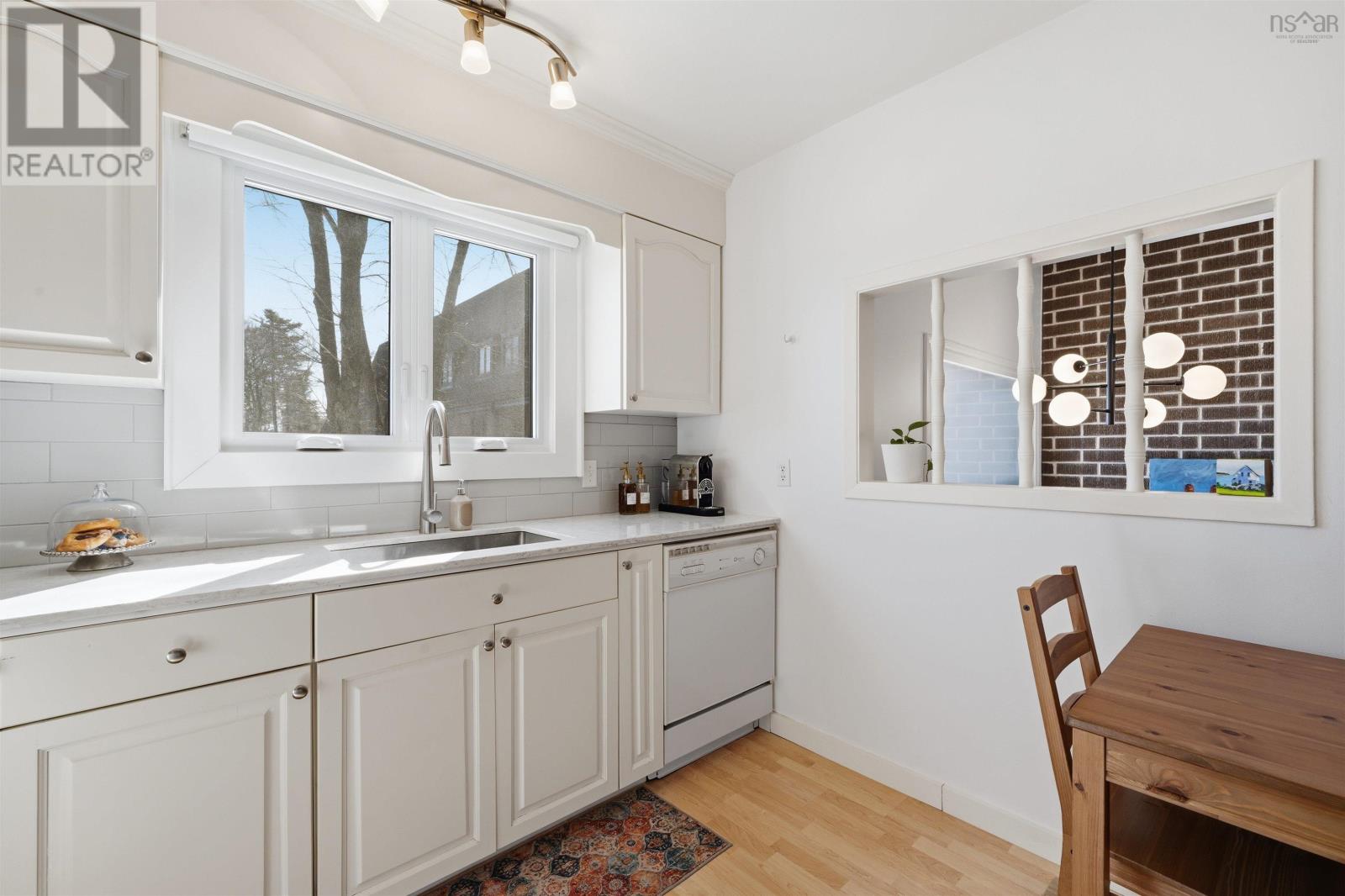 12 Hanover Court, Halifax, Nova Scotia  B3M 3K6 - Photo 12 - 202604356