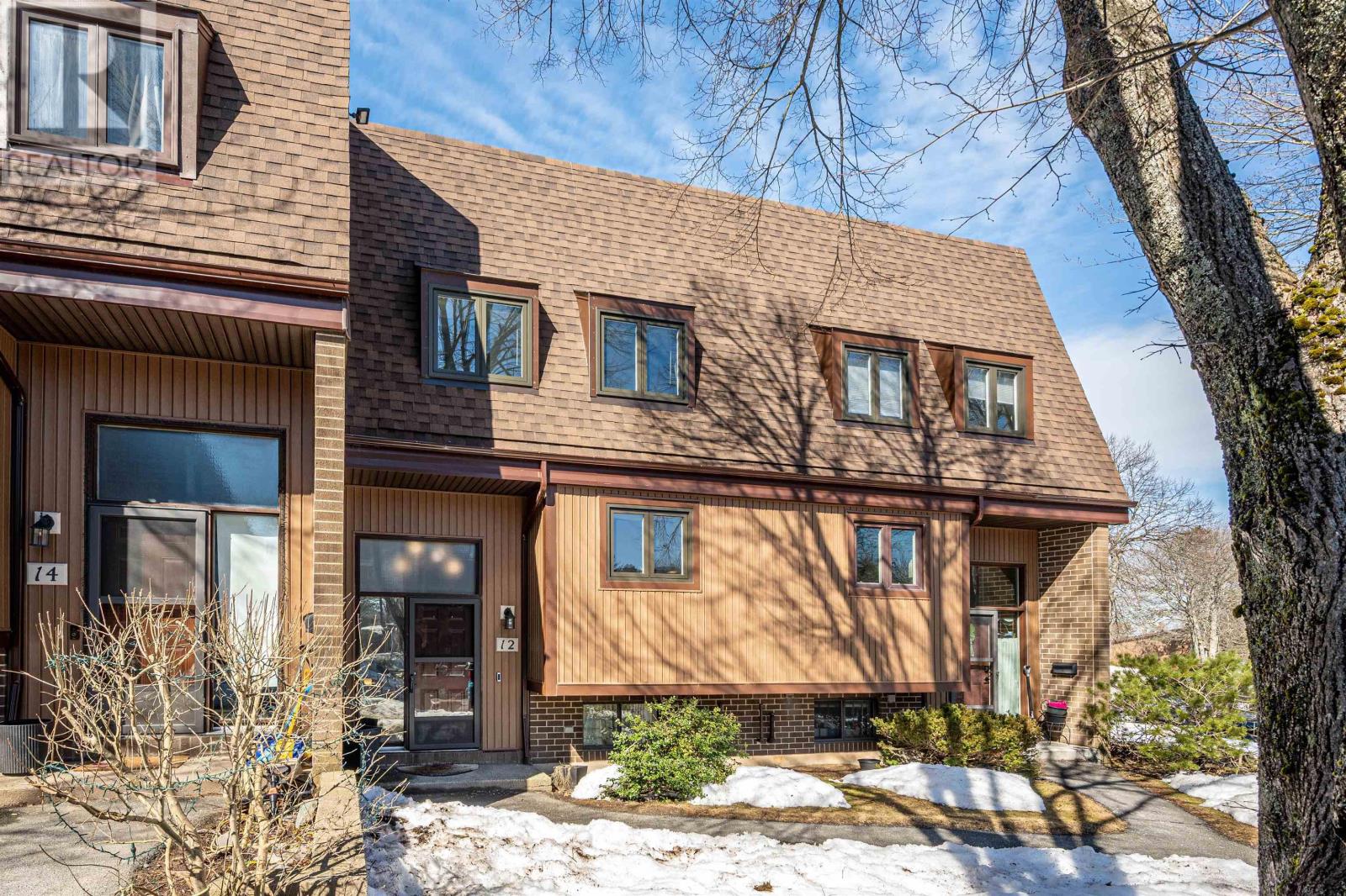 12 Hanover Court, Halifax, Nova Scotia  B3M 3K6 - Photo 2 - 202604356