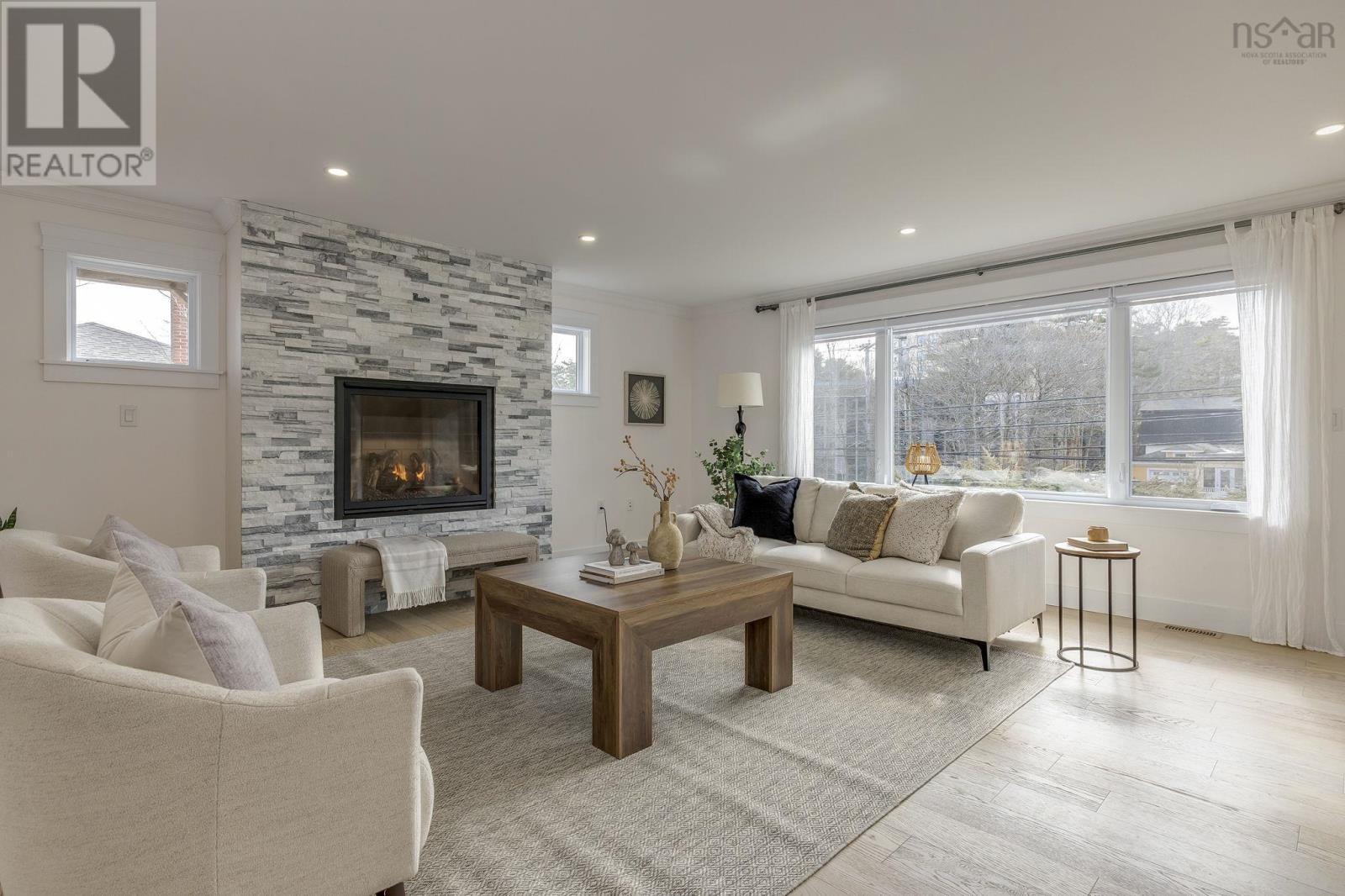 2779 Joseph Howe Drive, Halifax, Nova Scotia  B3L 4G8 - Photo 4 - 202604451