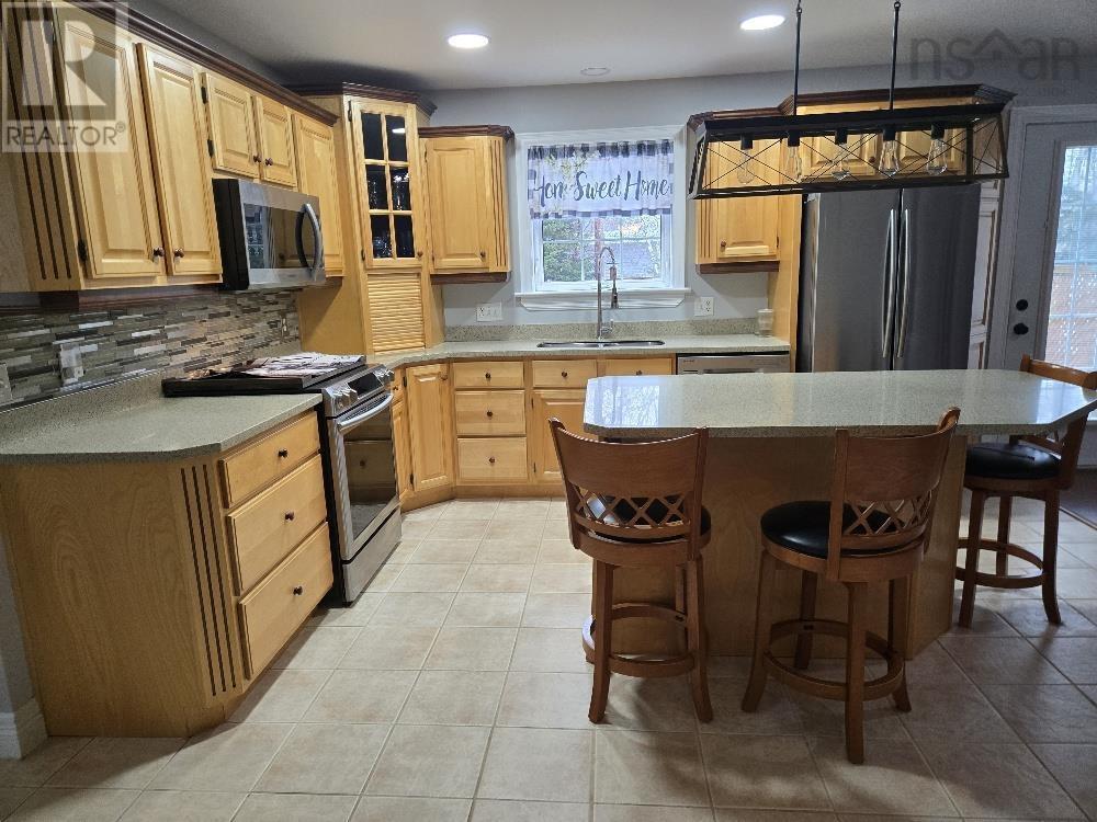 126 Sandy Place, Valley, Nova Scotia  B6L 4G2 - Photo 2 - 202604459