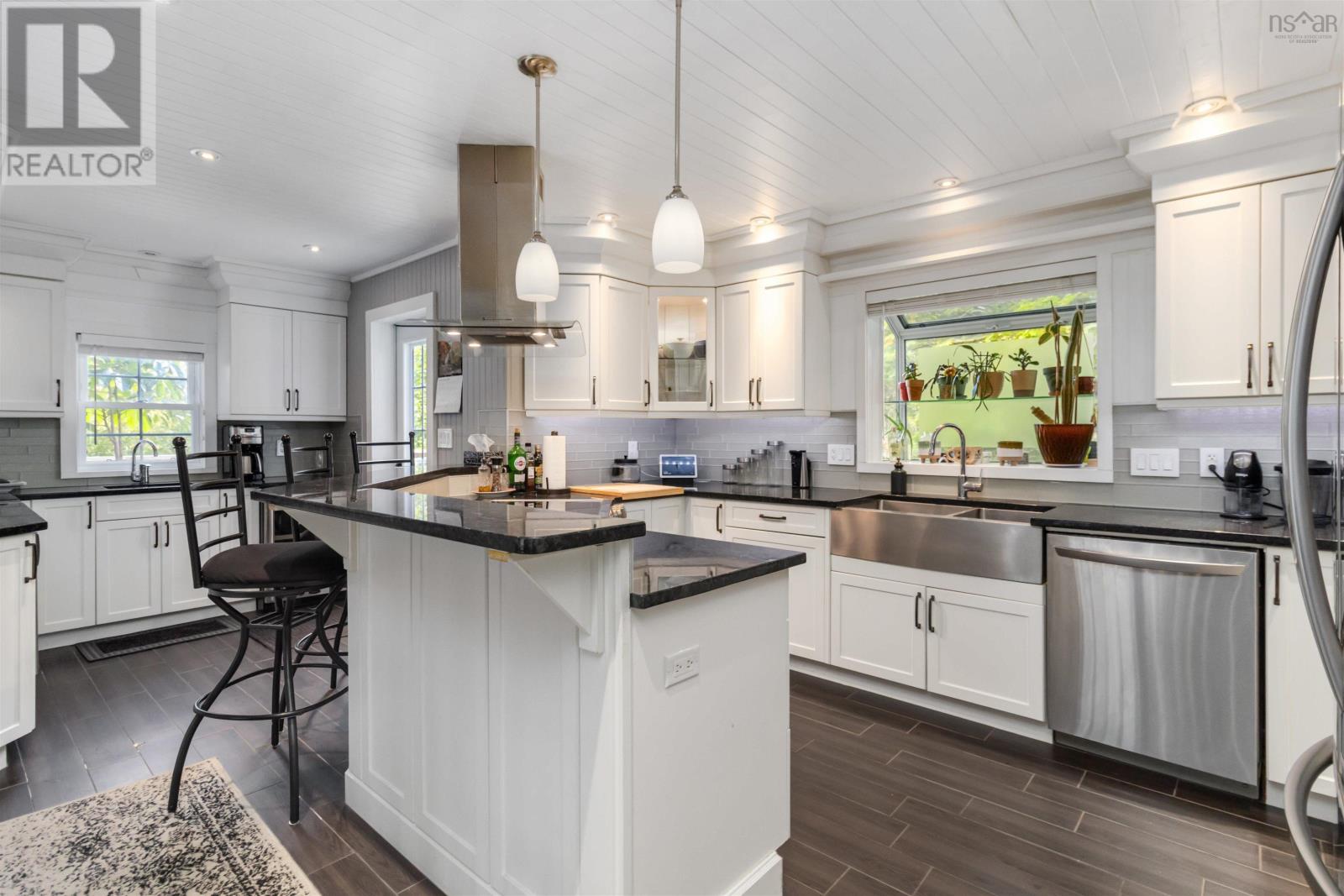 11278 Peggys Cove Road, Seabright, Nova Scotia  B3Z 3B1 - Photo 11 - 202604579