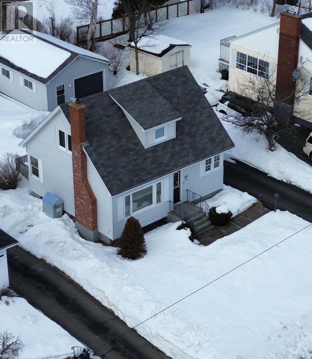 37 Kelmere Drive, Sydney River, Nova Scotia  B1R 1P9 - Photo 4 - 202604582