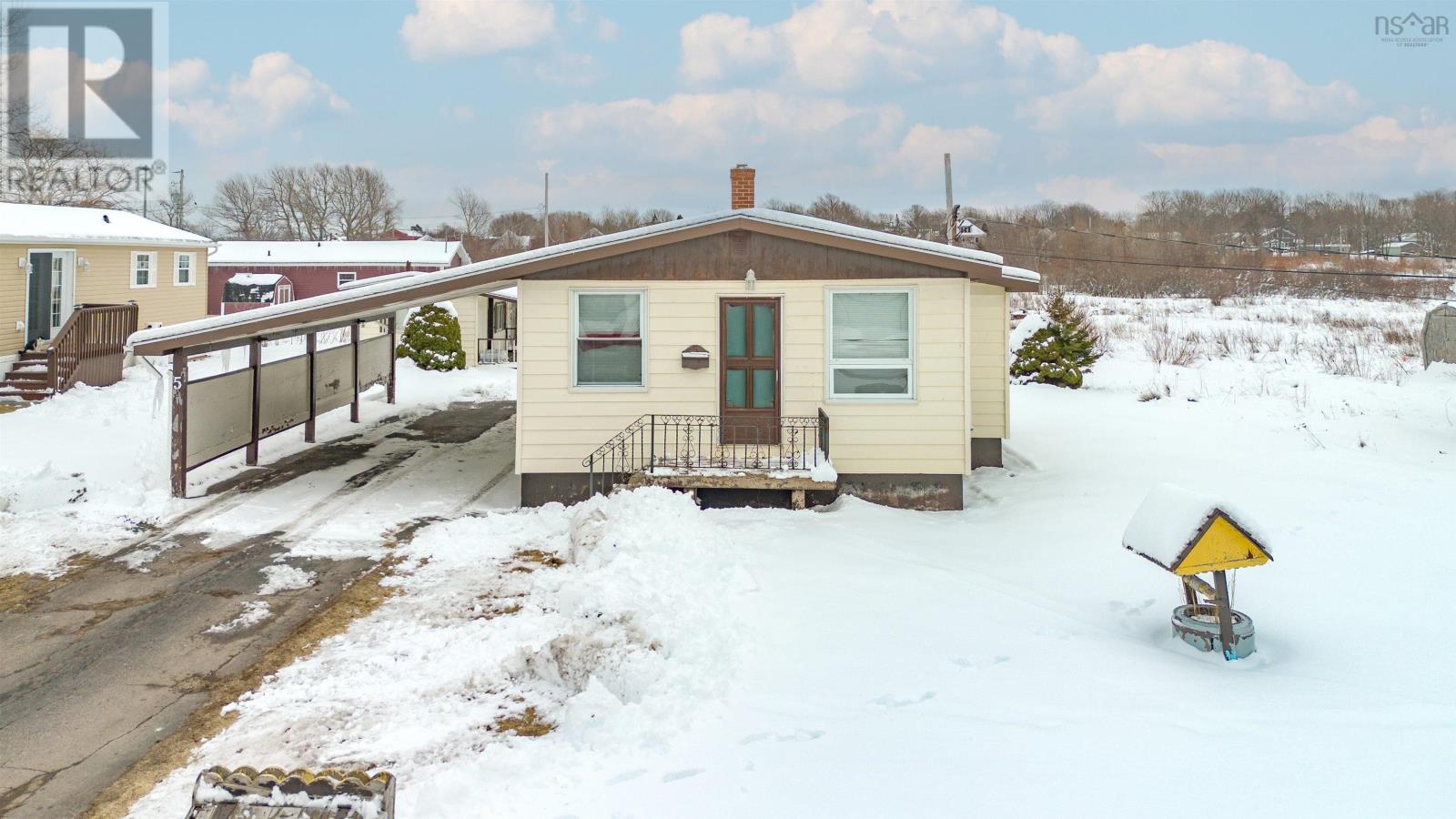 5 Bugden Street Street, Sydney Mines, Nova Scotia  B1V 1Z8 - Photo 2 - 202604775