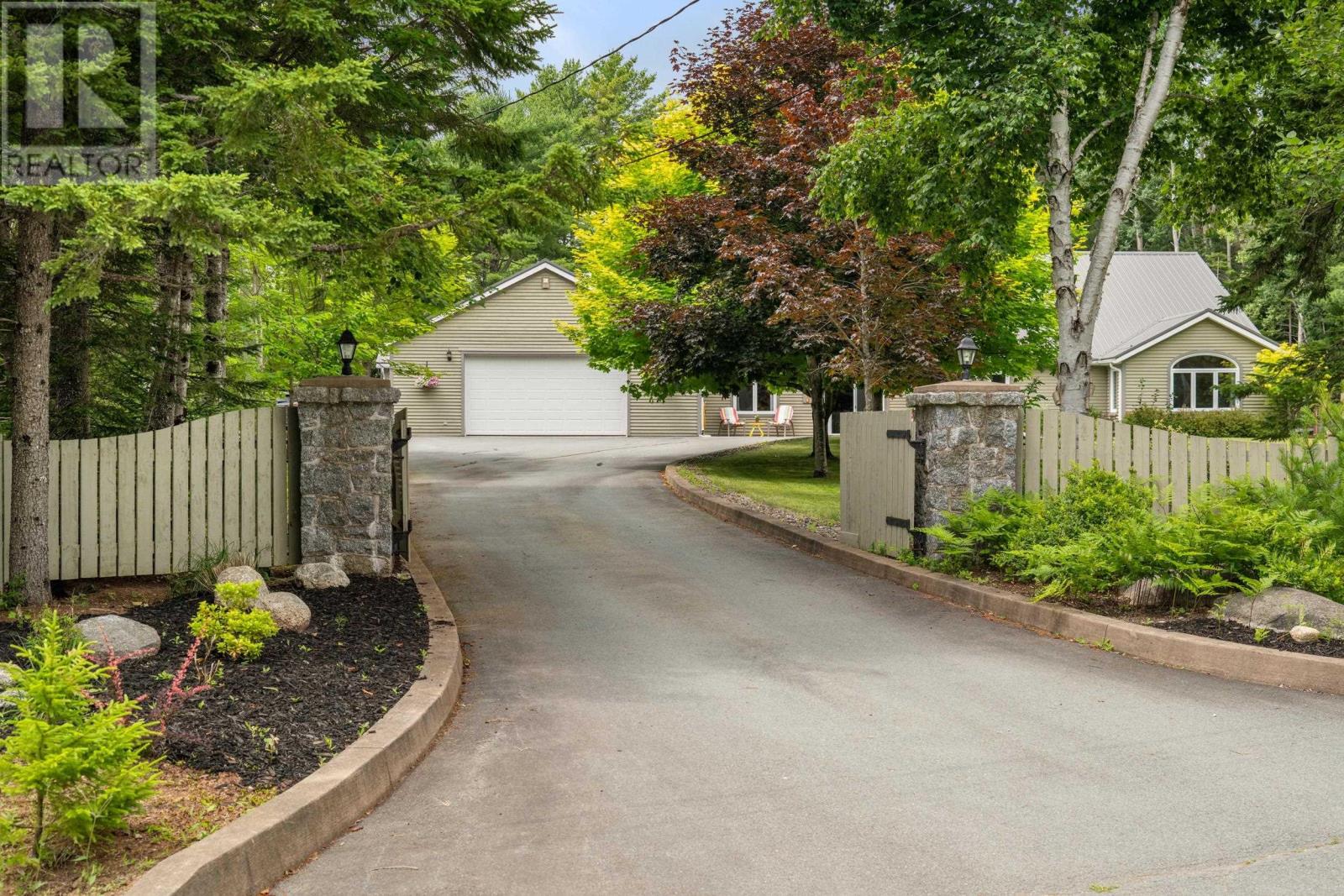 532 Oakland Road, Indian Point, Nova Scotia  B0J 2E0 - Photo 2 - 202604791