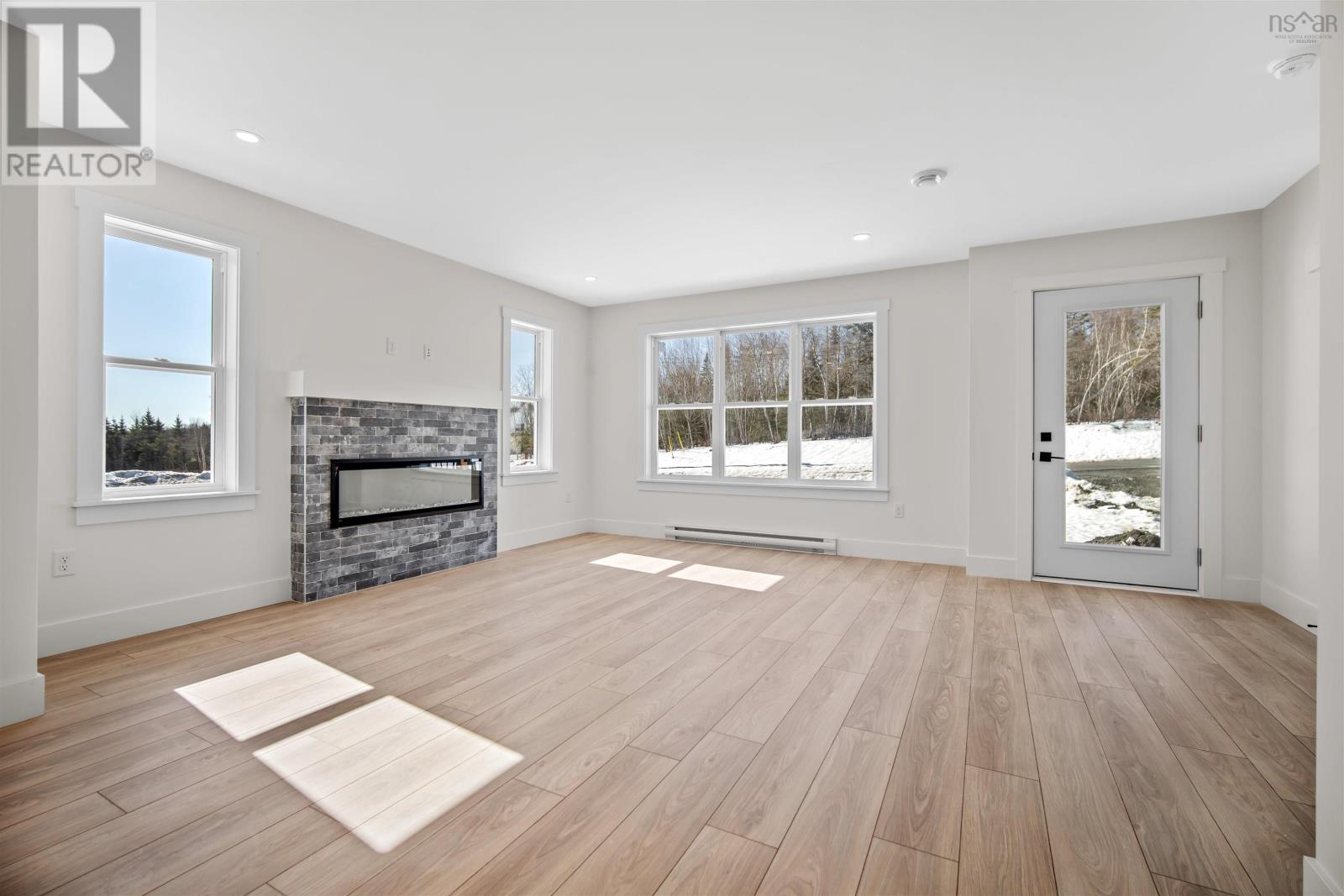 16 Grove Street, Mount Uniacke, Nova Scotia  B0N 1Z0 - Photo 7 - 202604798