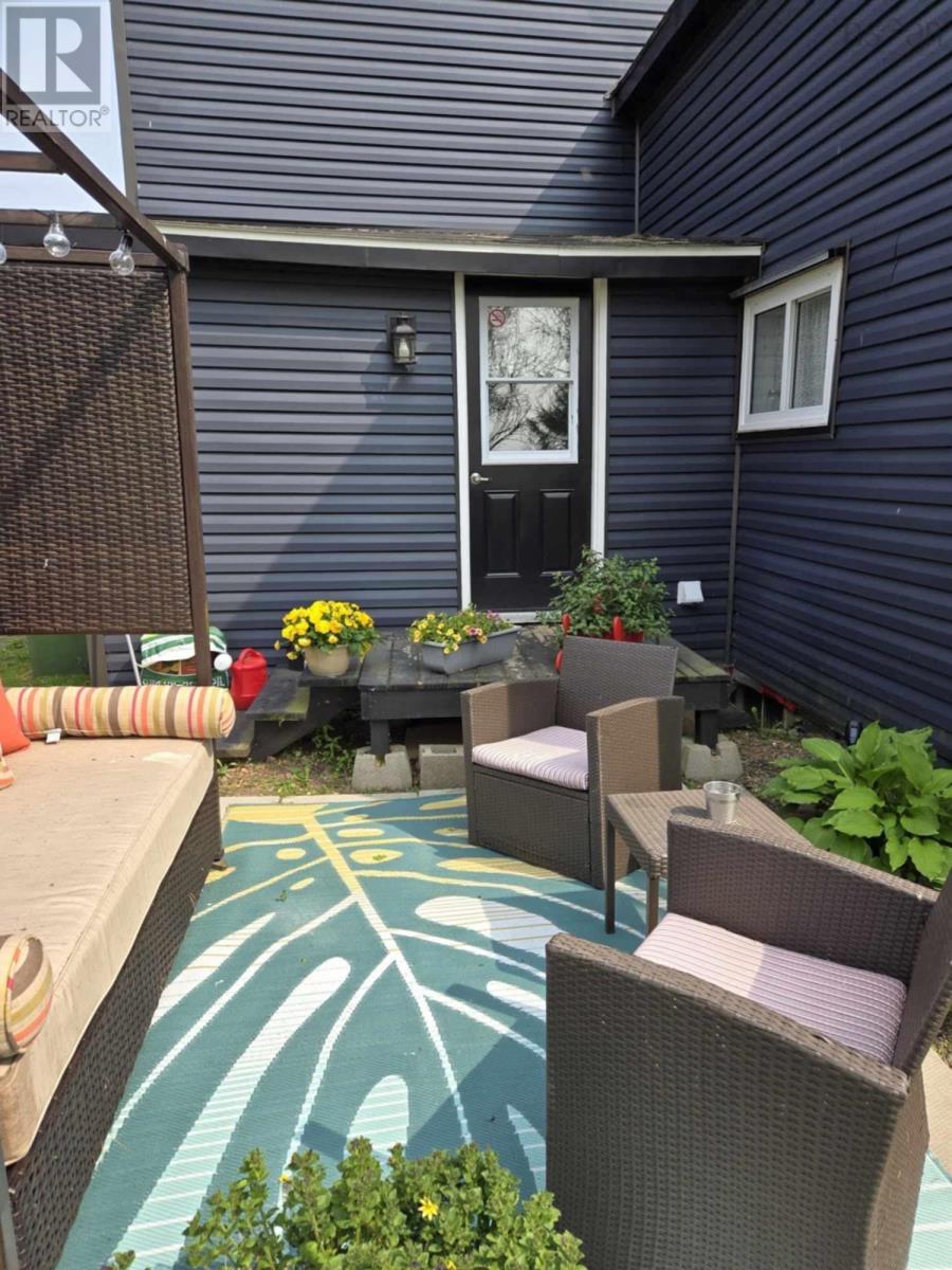 7 Foundry Street, Amherst, Nova Scotia  B4H 1A1 - Photo 3 - 202605114