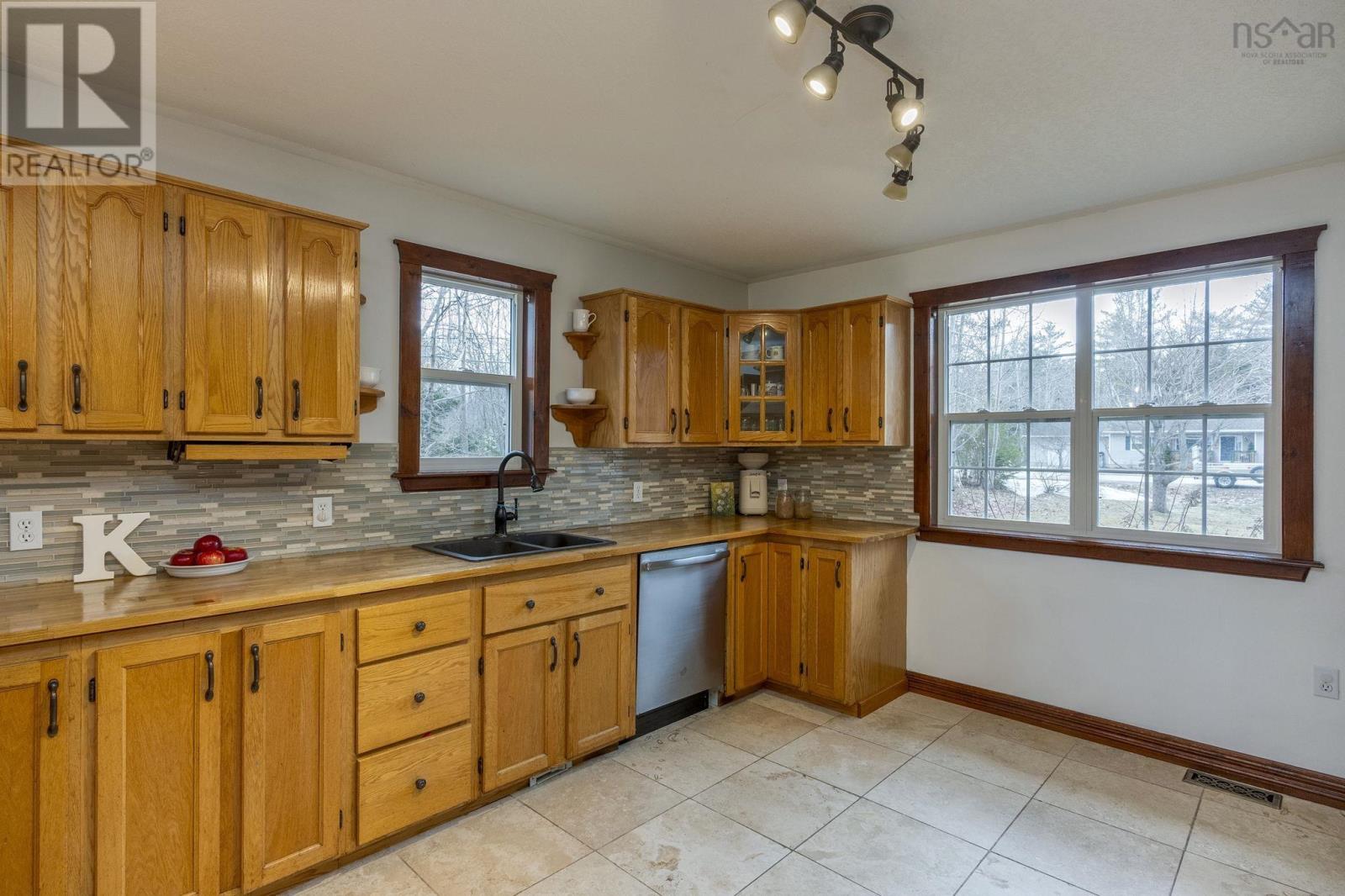 29 Robie Avenue, Greenwood, Nova Scotia  B0P 1R0 - Photo 10 - 202605131