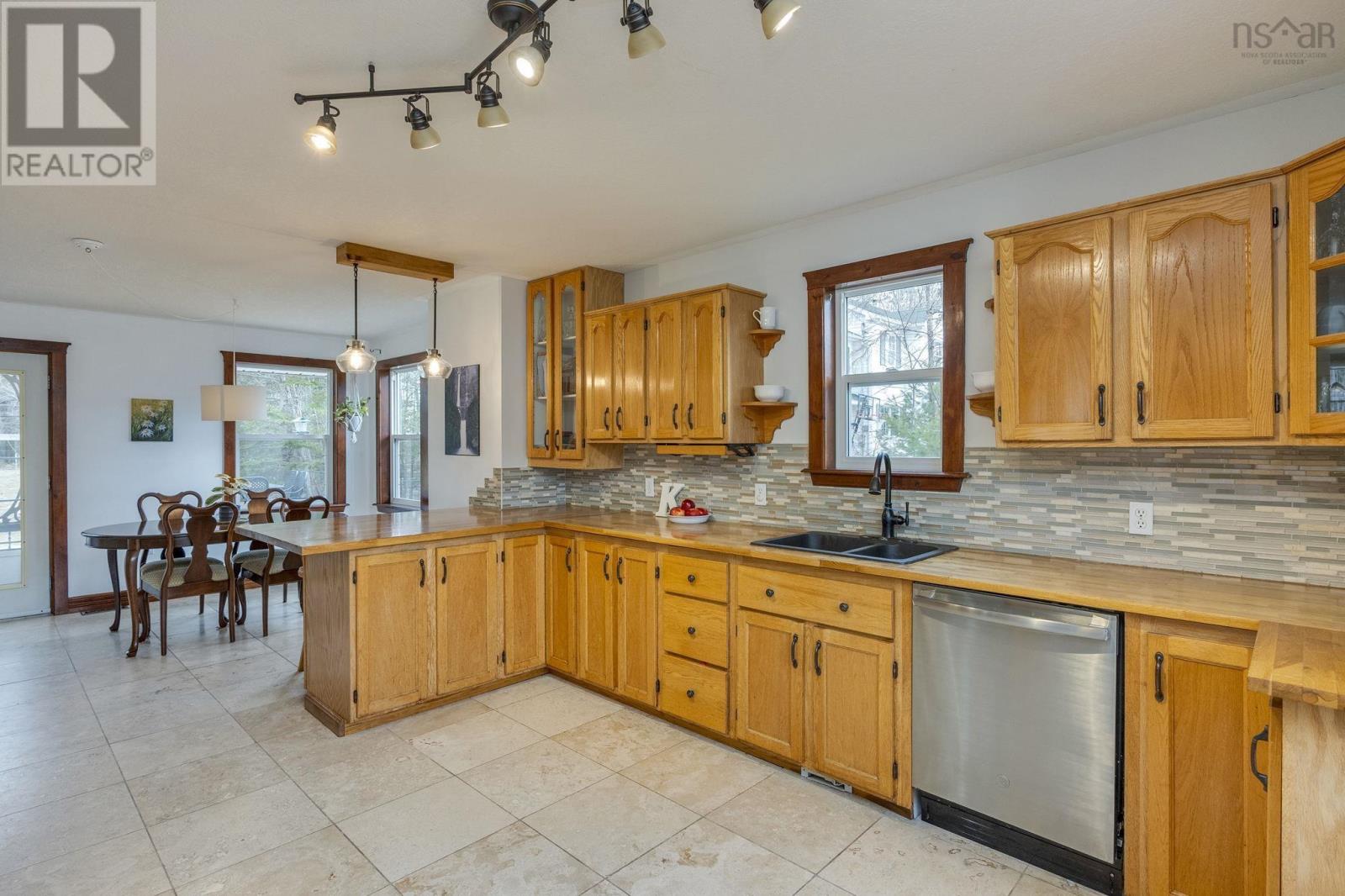 29 Robie Avenue, Greenwood, Nova Scotia  B0P 1R0 - Photo 8 - 202605131