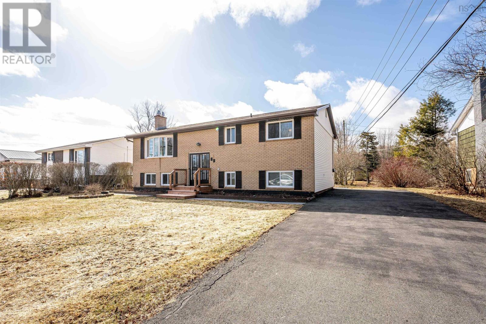 60 Hampton Green, Colby Village, Nova Scotia  B2V 1P1 - Photo 3 - 202605142