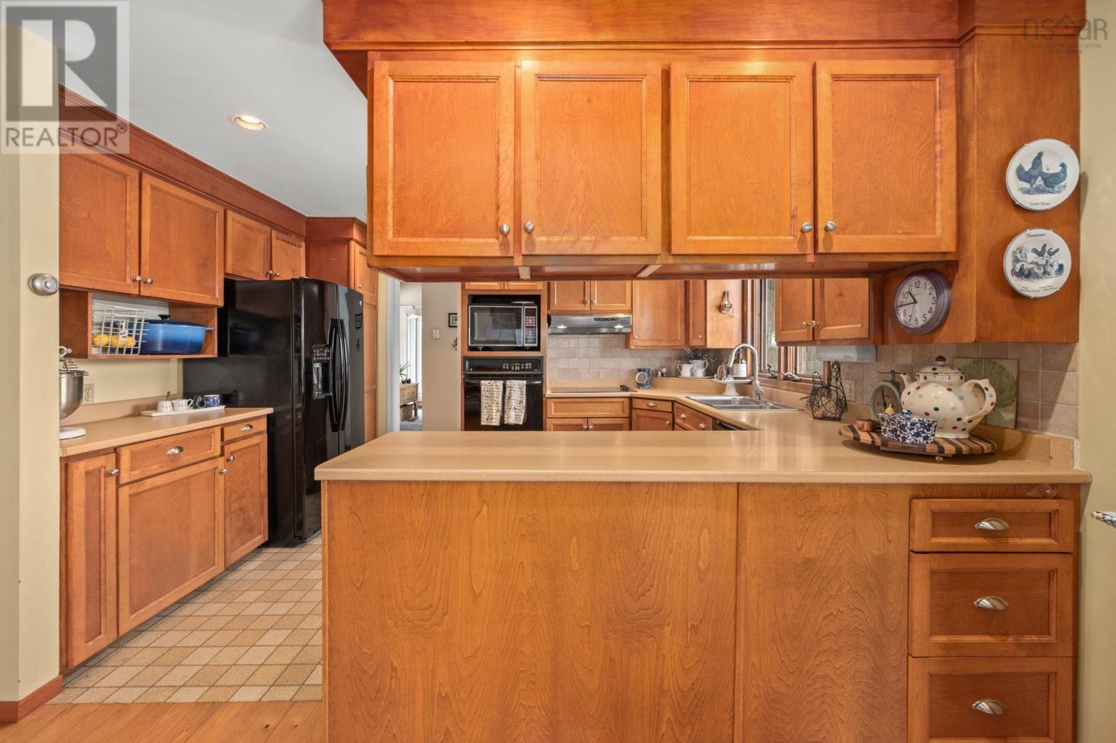 350 Viewmount Drive, Head Of St. Margarets Bay, Nova Scotia  B3Z 2G3 - Photo 16 - 202605153