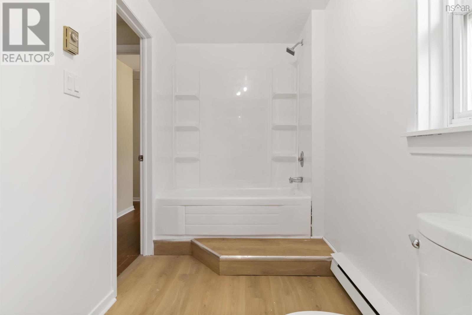 21 Forest Hill Drive, Halifax, Nova Scotia  B3M 1X2 - Photo 22 - 202605152