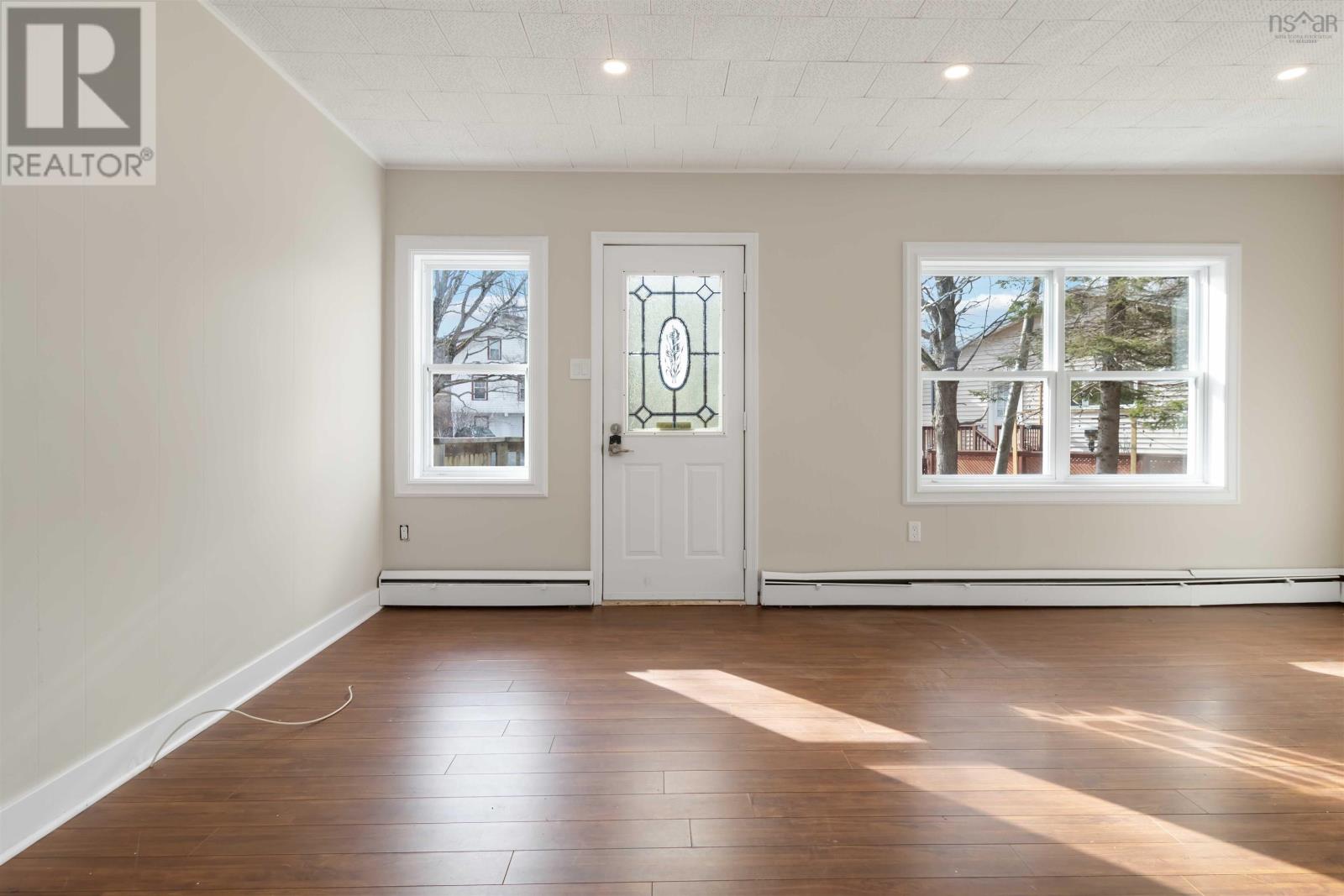 21 Forest Hill Drive, Halifax, Nova Scotia  B3M 1X2 - Photo 5 - 202605152