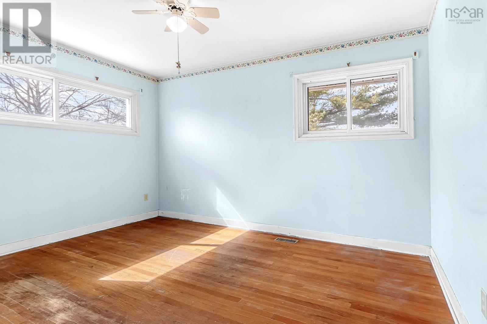 15 Virginia Avenue, Dartmouth, Nova Scotia  B2W 2Z4 - Photo 15 - 202605264