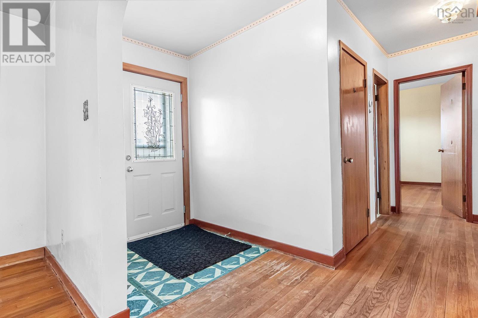 15 Virginia Avenue, Dartmouth, Nova Scotia  B2W 2Z4 - Photo 20 - 202605264