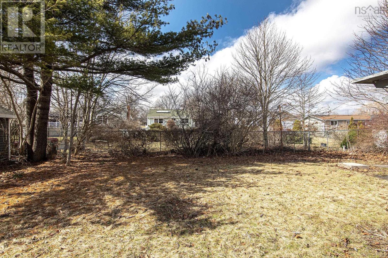 15 Virginia Avenue, Dartmouth, Nova Scotia  B2W 2Z4 - Photo 30 - 202605264