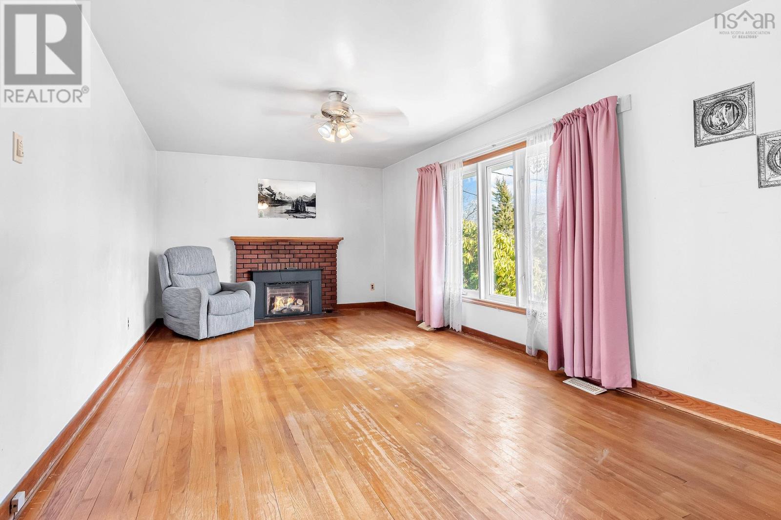 15 Virginia Avenue, Dartmouth, Nova Scotia  B2W 2Z4 - Photo 5 - 202605264