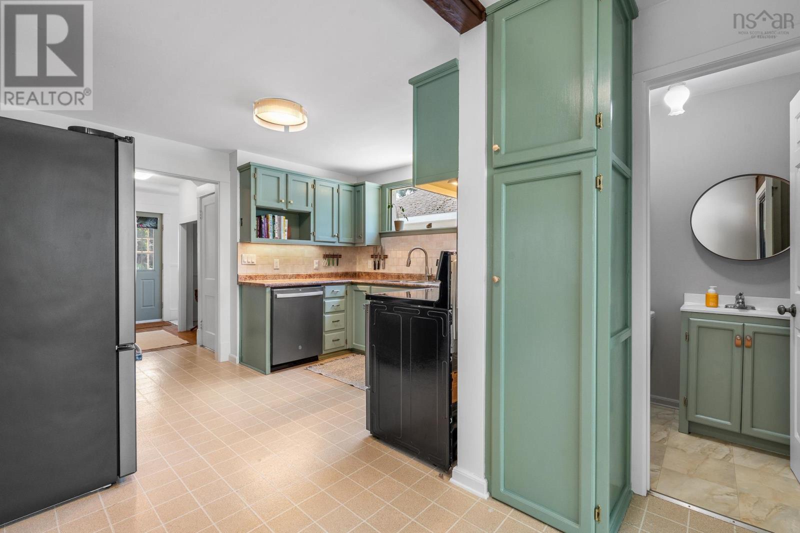 22 Caldwell Avenue, Kentville, Nova Scotia  B4N 2C6 - Photo 5 - 202605301