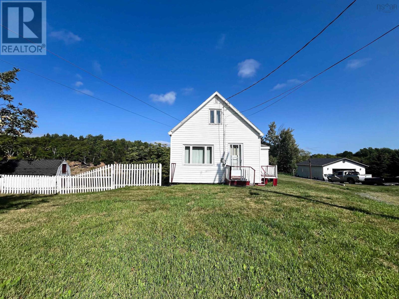 48 Point Aconi Road, Point Aconi, Nova Scotia  B1Y 2M8 - Photo 4 - 202605471
