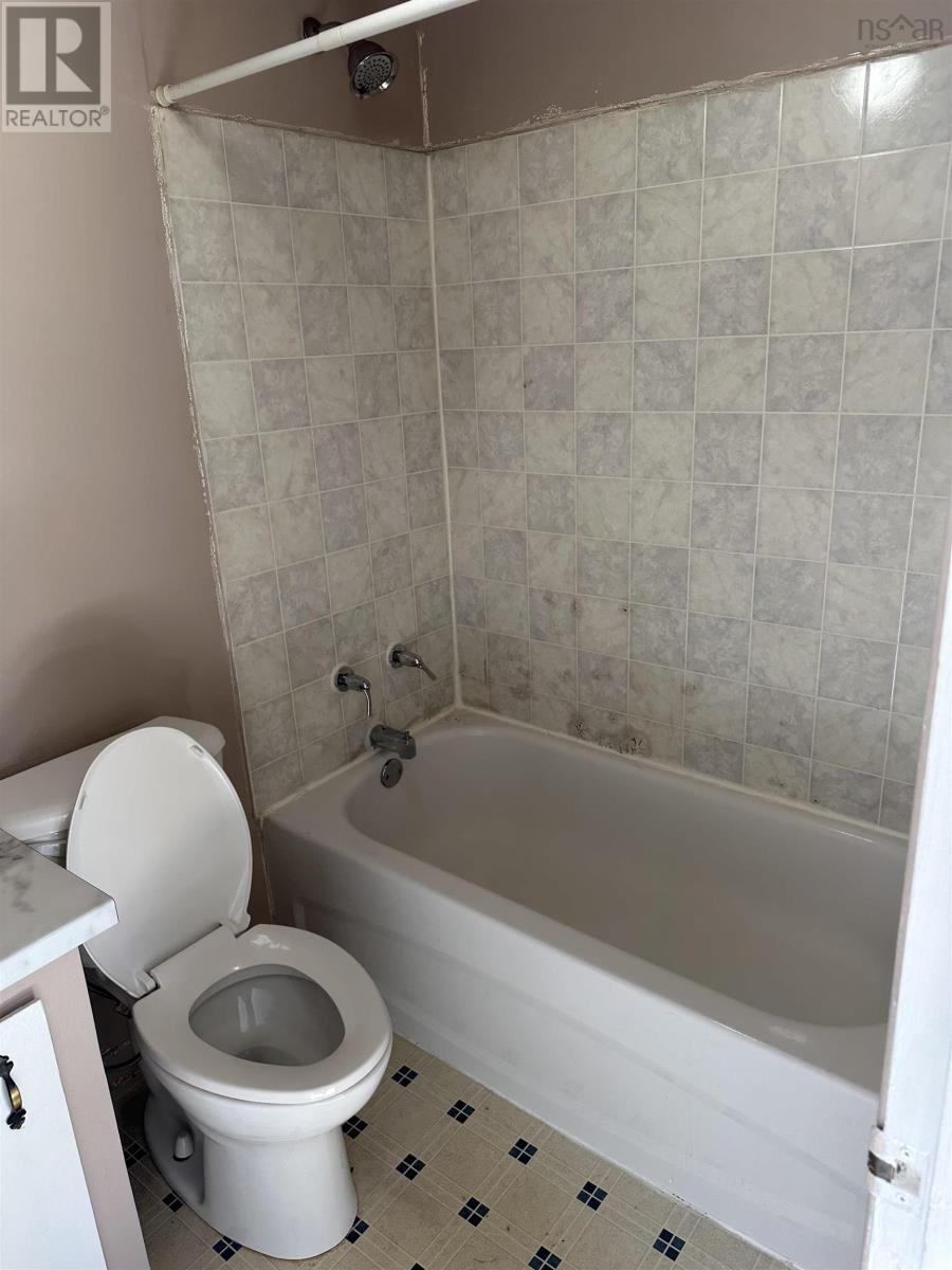 1334 Main Street, Glace Bay, Nova Scotia  B1A 5A7 - Photo 28 - 202605482