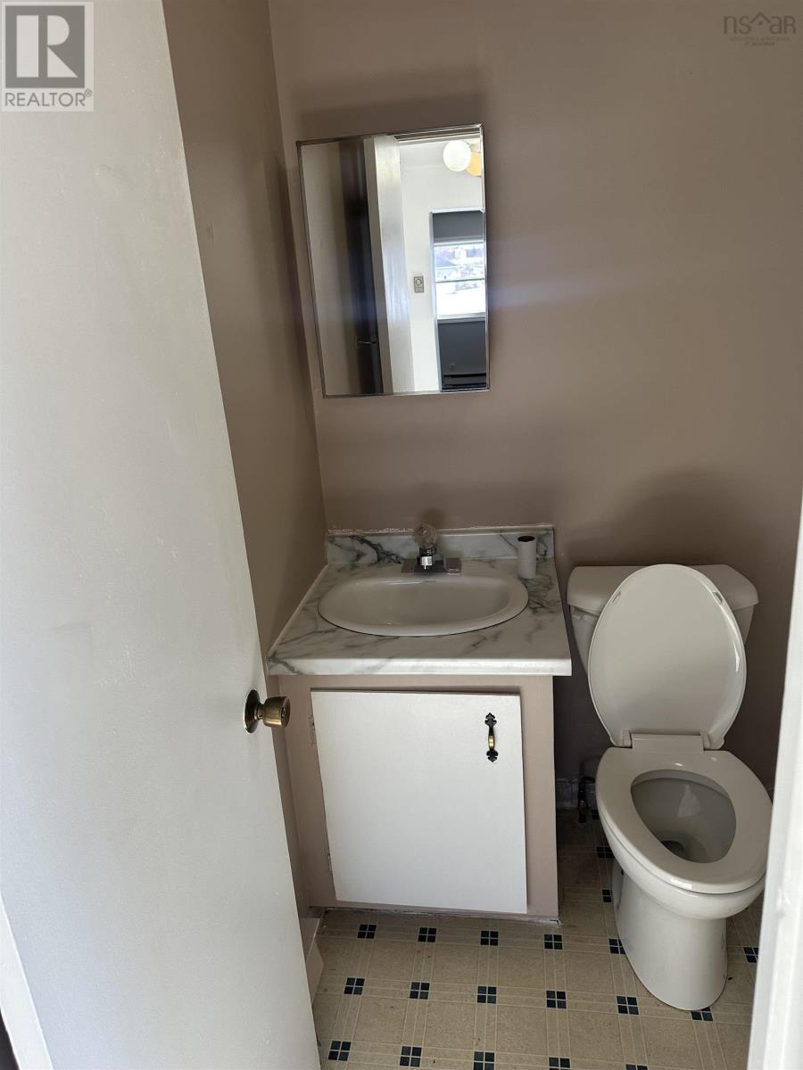 1334 Main Street, Glace Bay, Nova Scotia  B1A 5A7 - Photo 29 - 202605482