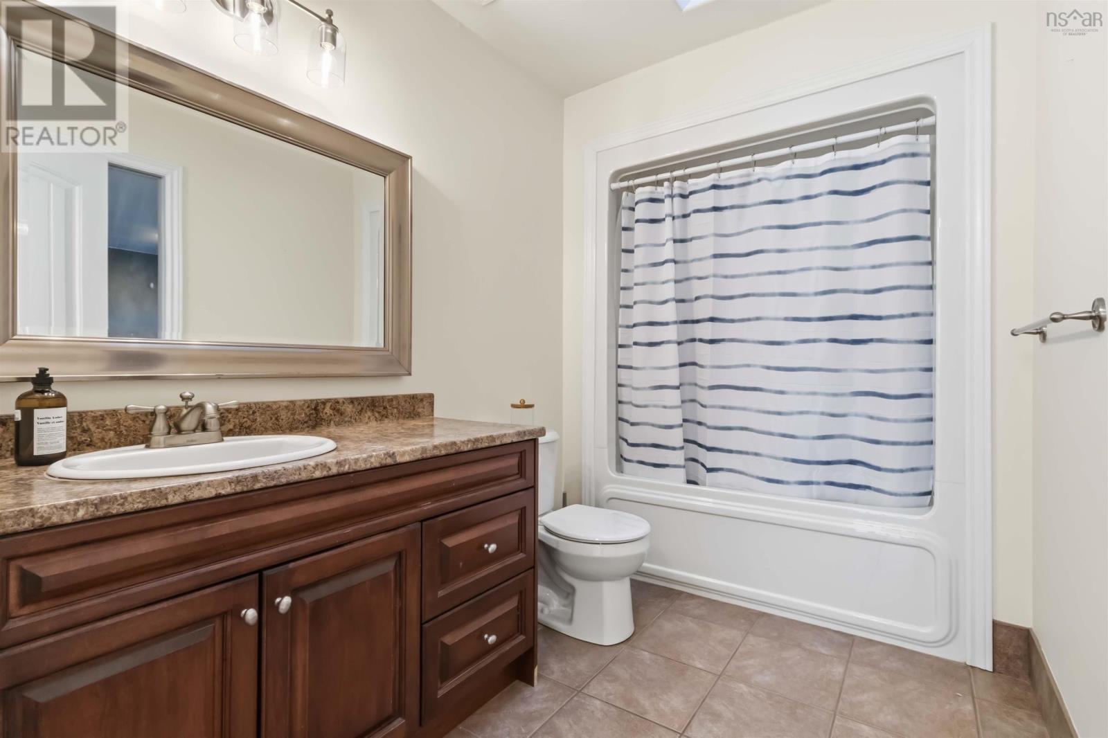 61 Colins Road, Bedford, Nova Scotia  B4B 1S8 - Photo 36 - 202605490