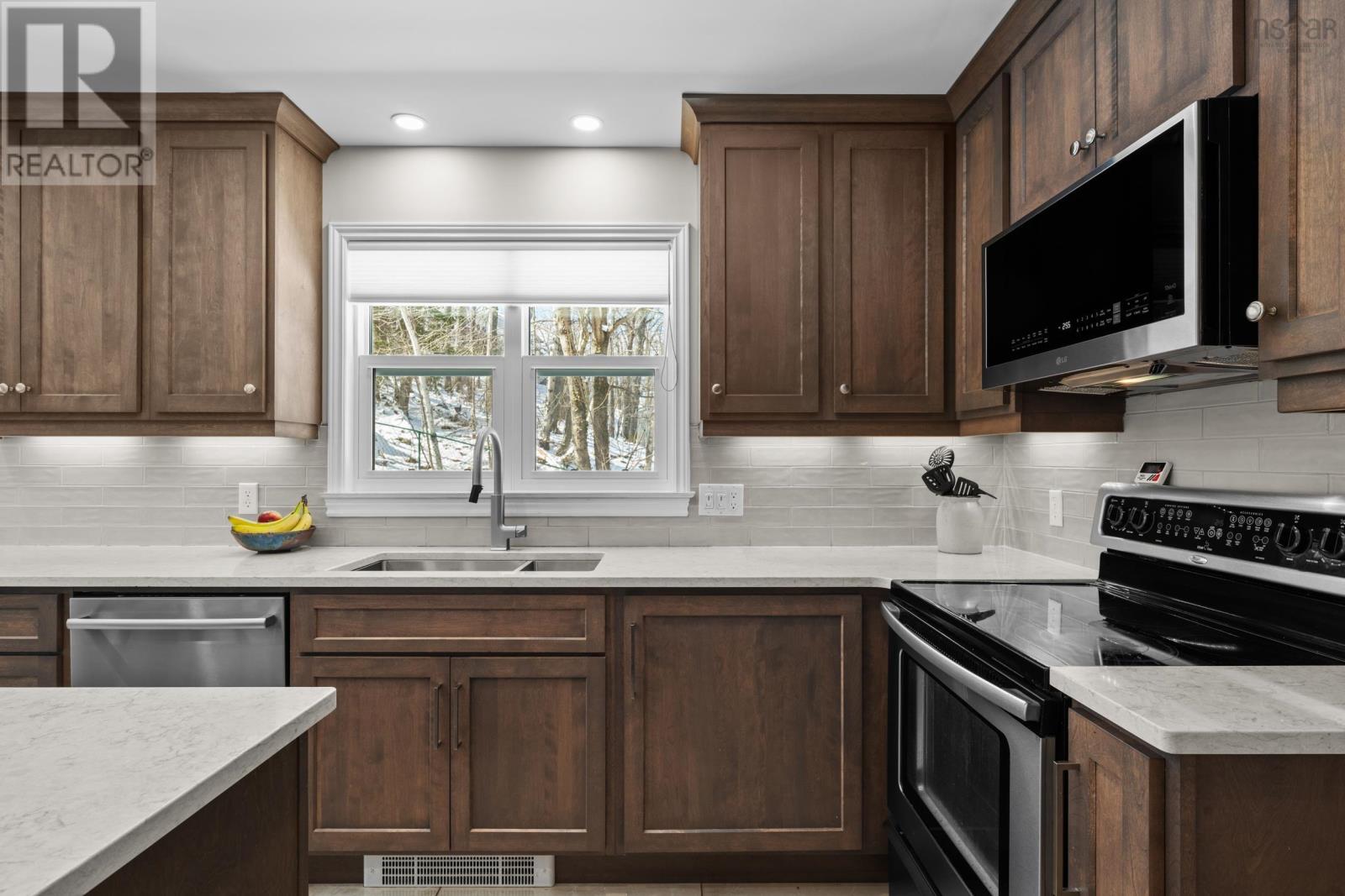 2 Mount Royal Court, Dartmouth, Nova Scotia  B3A 4R5 - Photo 15 - 202605503