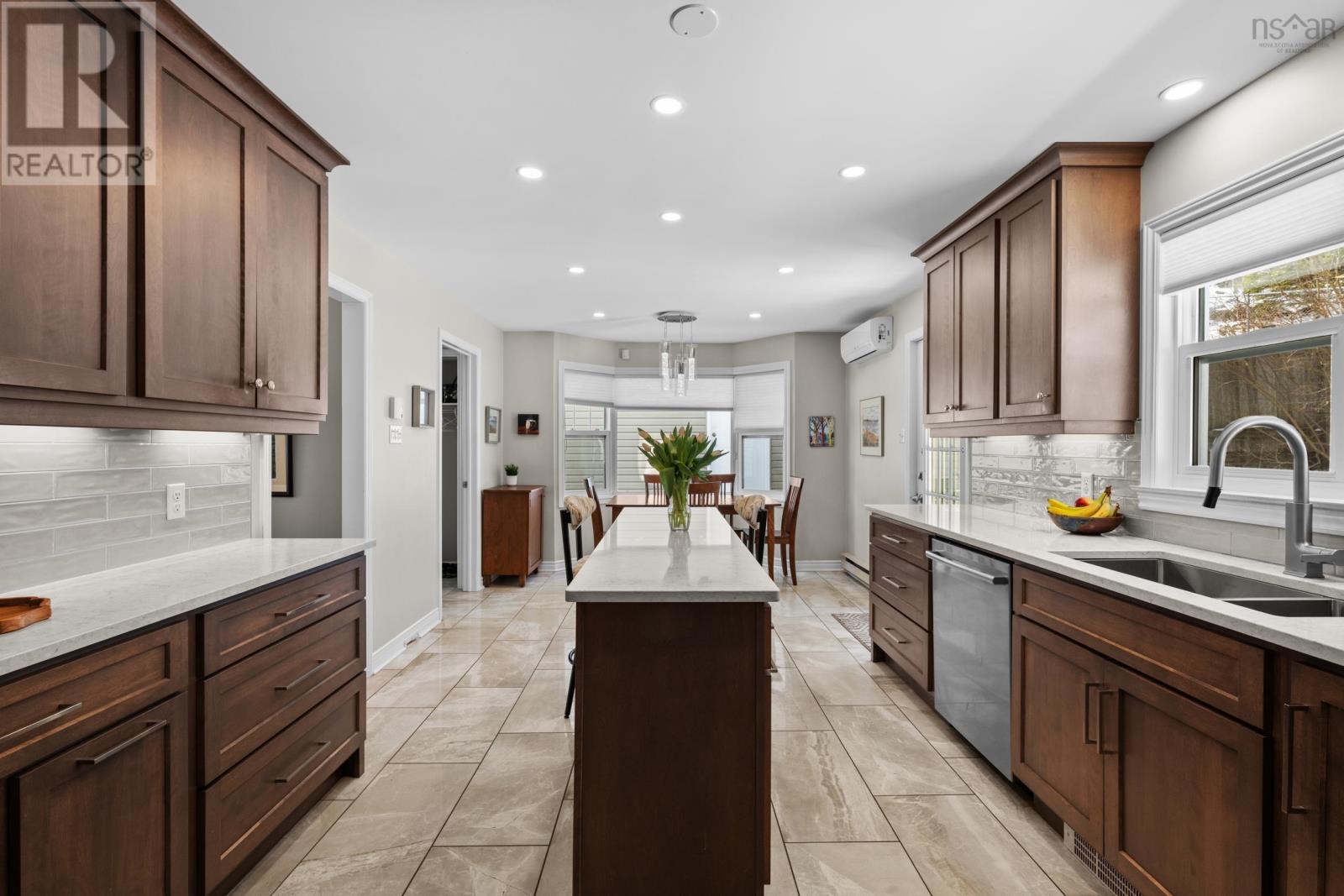 2 Mount Royal Court, Dartmouth, Nova Scotia  B3A 4R5 - Photo 17 - 202605503