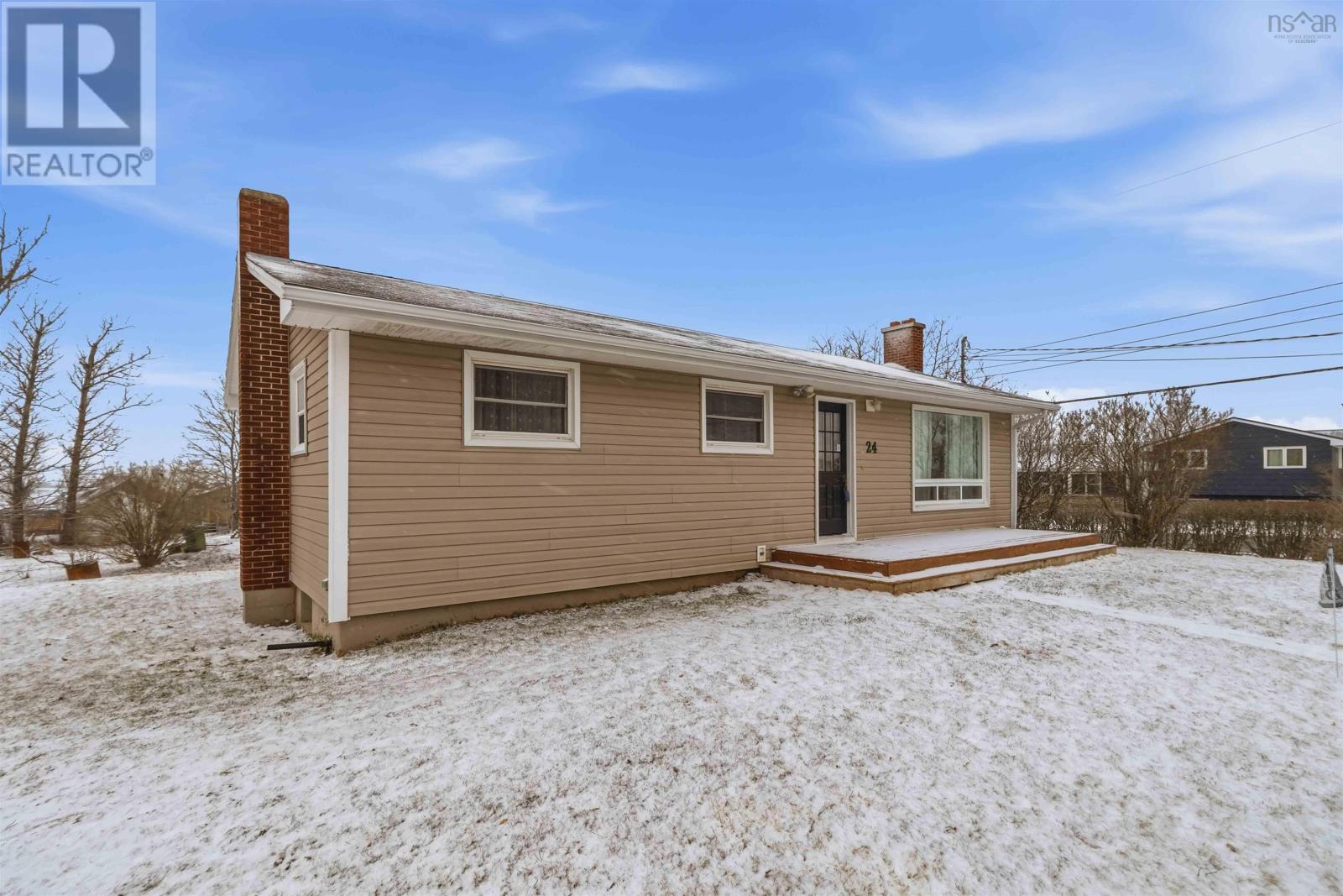 24 Tower Road, Stewiacke, Nova Scotia  B0N 2J0 - Photo 3 - 202605512