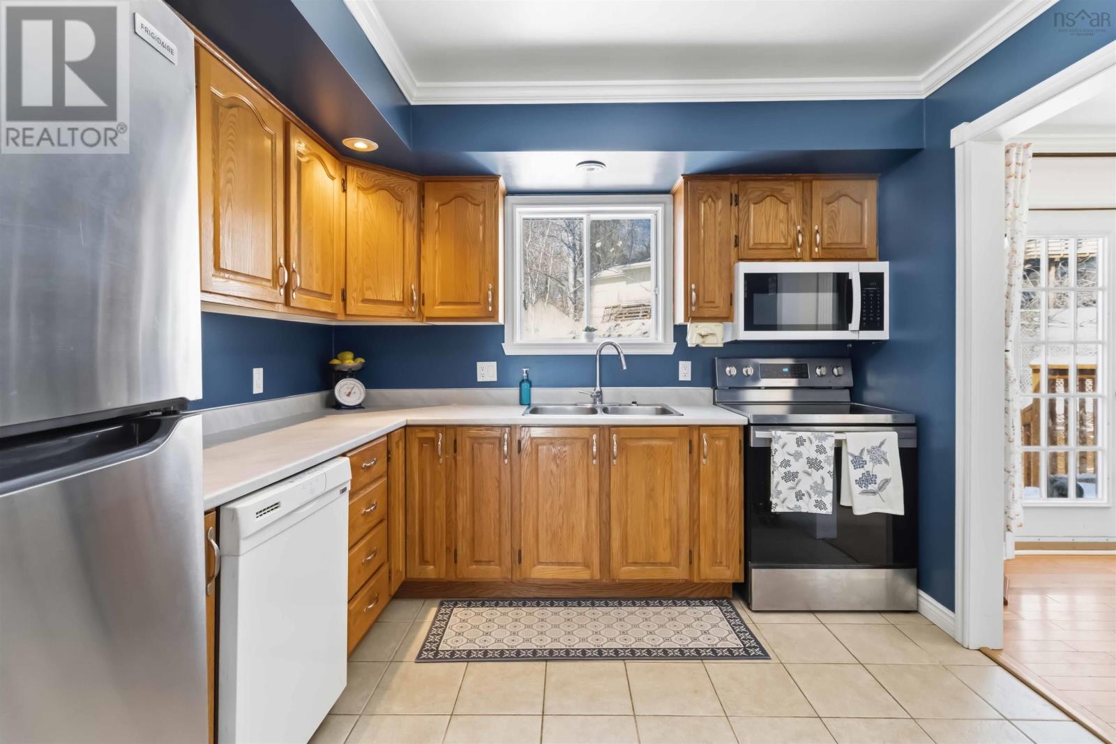 6 Rothsay Court, Lower Sackville, Nova Scotia  B4C 3W6 - Photo 12 - 202605532