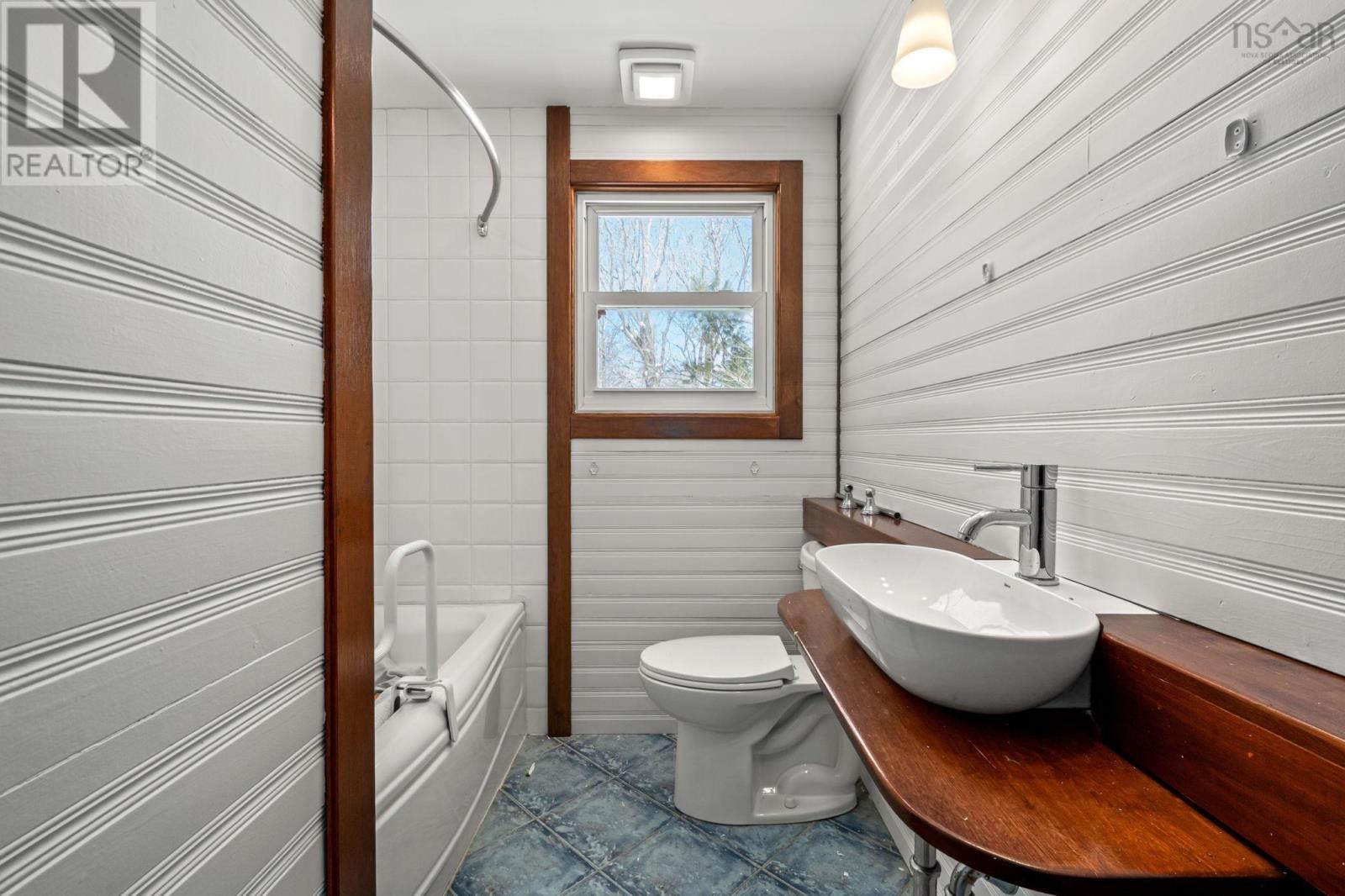 19 Dumbarton Avenue, Dartmouth, Nova Scotia  B2X 1Z7 - Photo 26 - 202605534