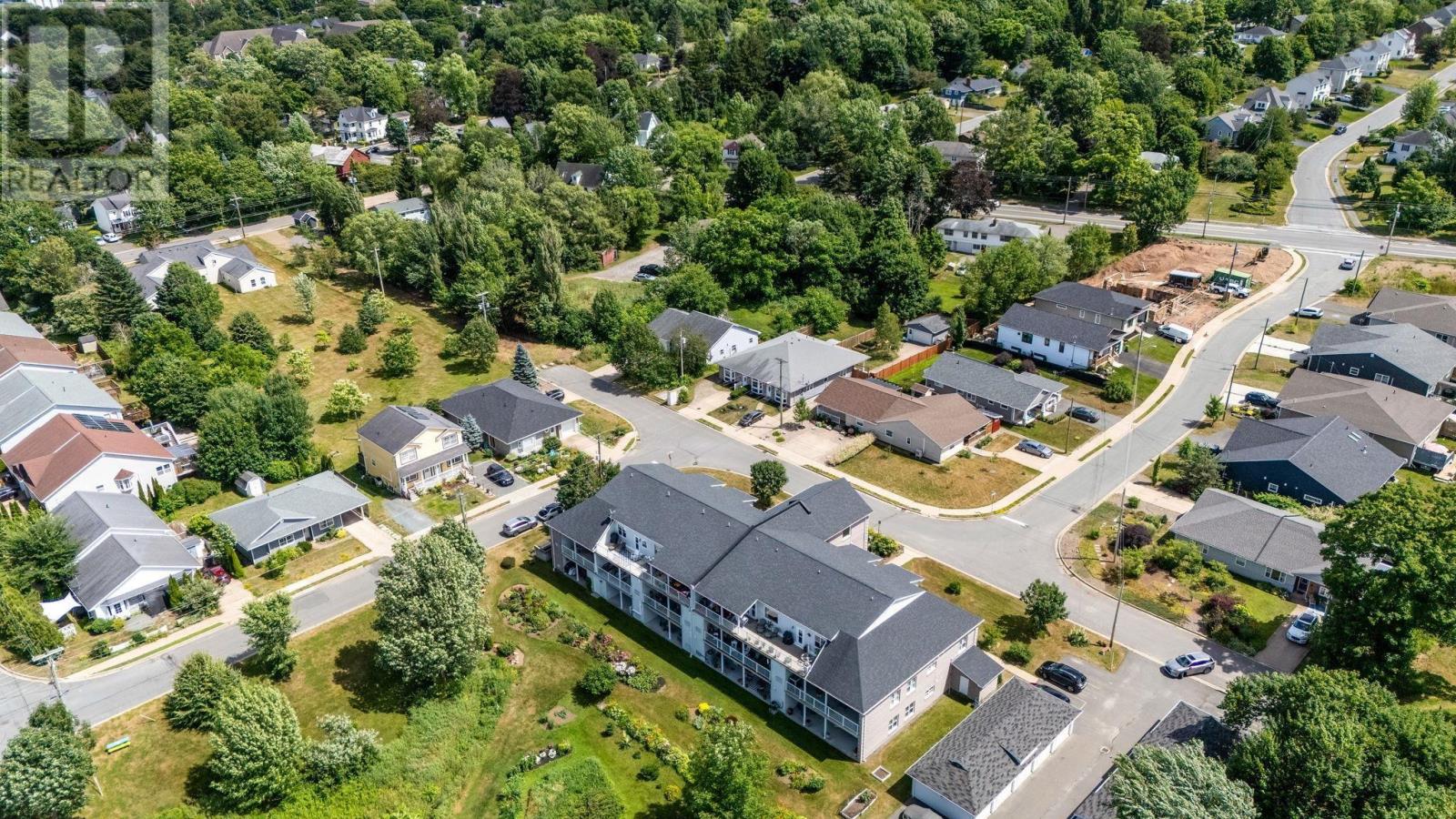 302 42 Bigelow Street, Wolfville, Nova Scotia  B4P 0A4 - Photo 3 - 202605855