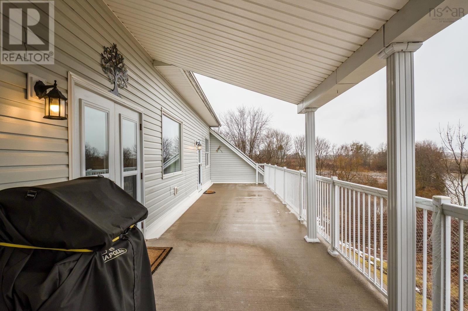 302 42 Bigelow Street, Wolfville, Nova Scotia  B4P 0A4 - Photo 35 - 202605855