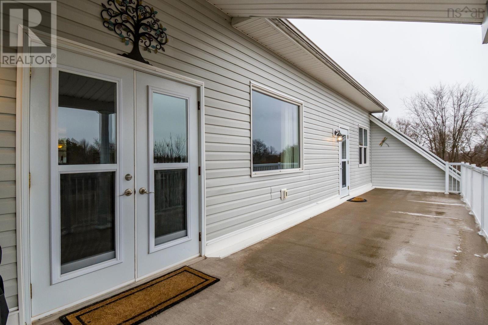 302 42 Bigelow Street, Wolfville, Nova Scotia  B4P 0A4 - Photo 36 - 202605855