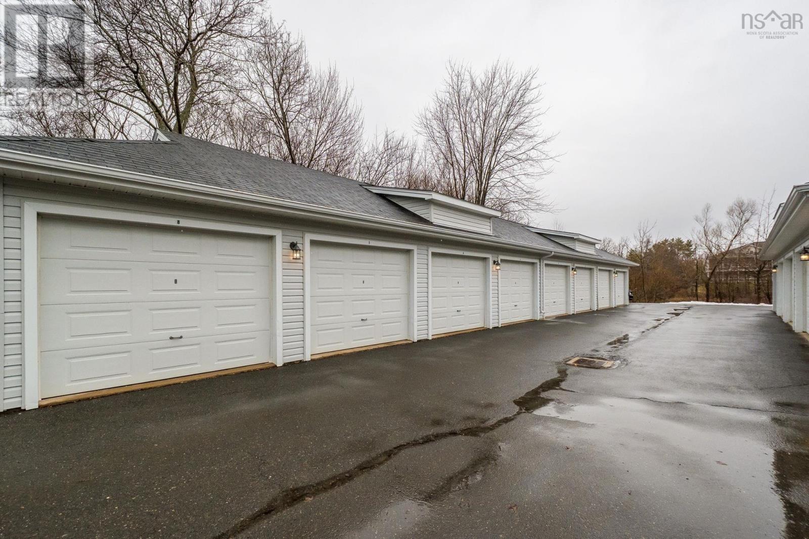 302 42 Bigelow Street, Wolfville, Nova Scotia  B4P 0A4 - Photo 38 - 202605855