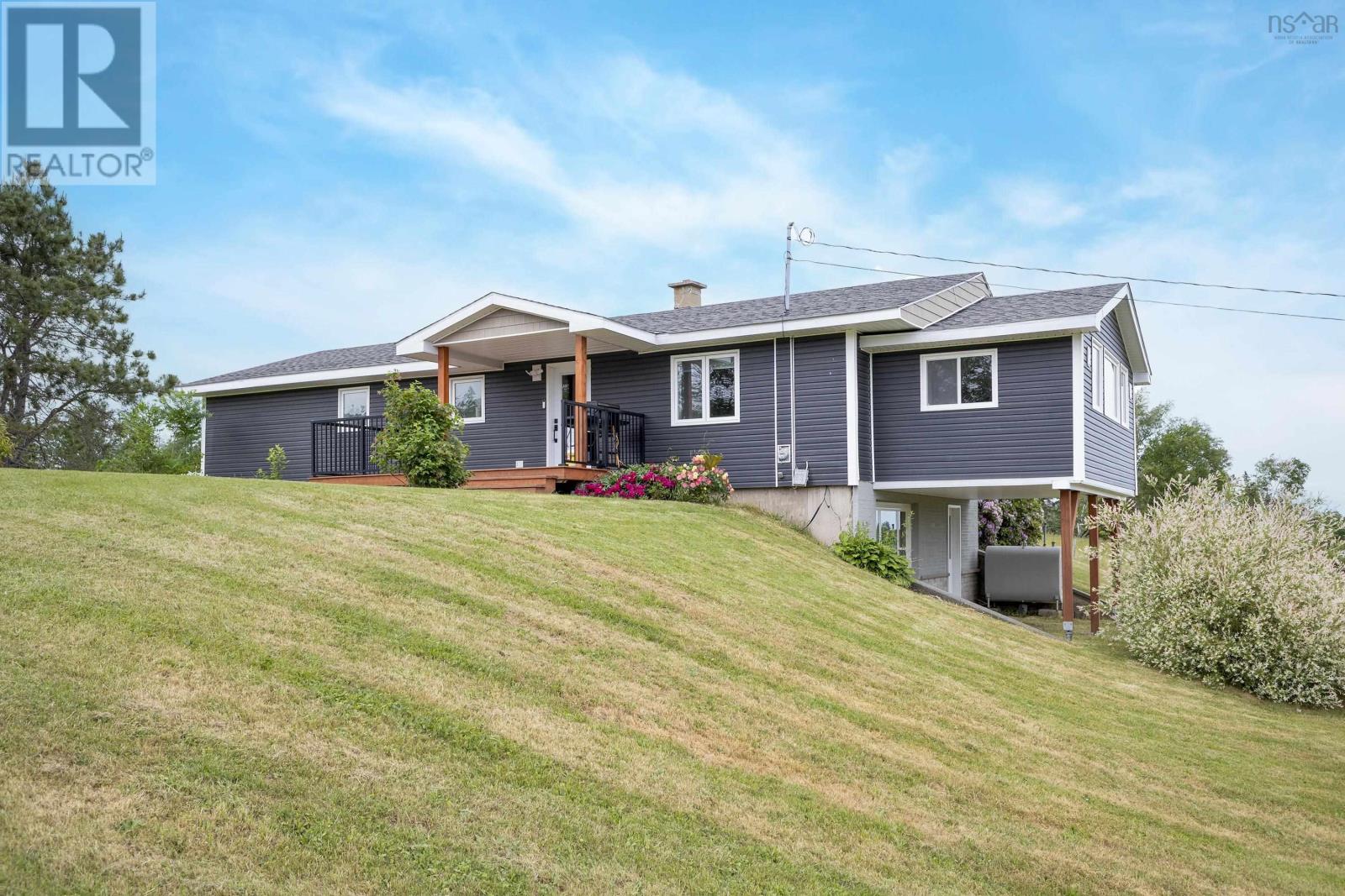 271 376 Highway, Central West River, Nova Scotia  B0K 1H0 - Photo 2 - 202605862