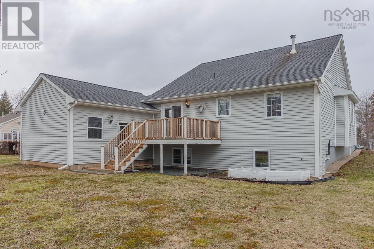 2009 Langille Drive, Kings County, Nova Scotia  B4R 1C3 - Photo 2 - 202605885