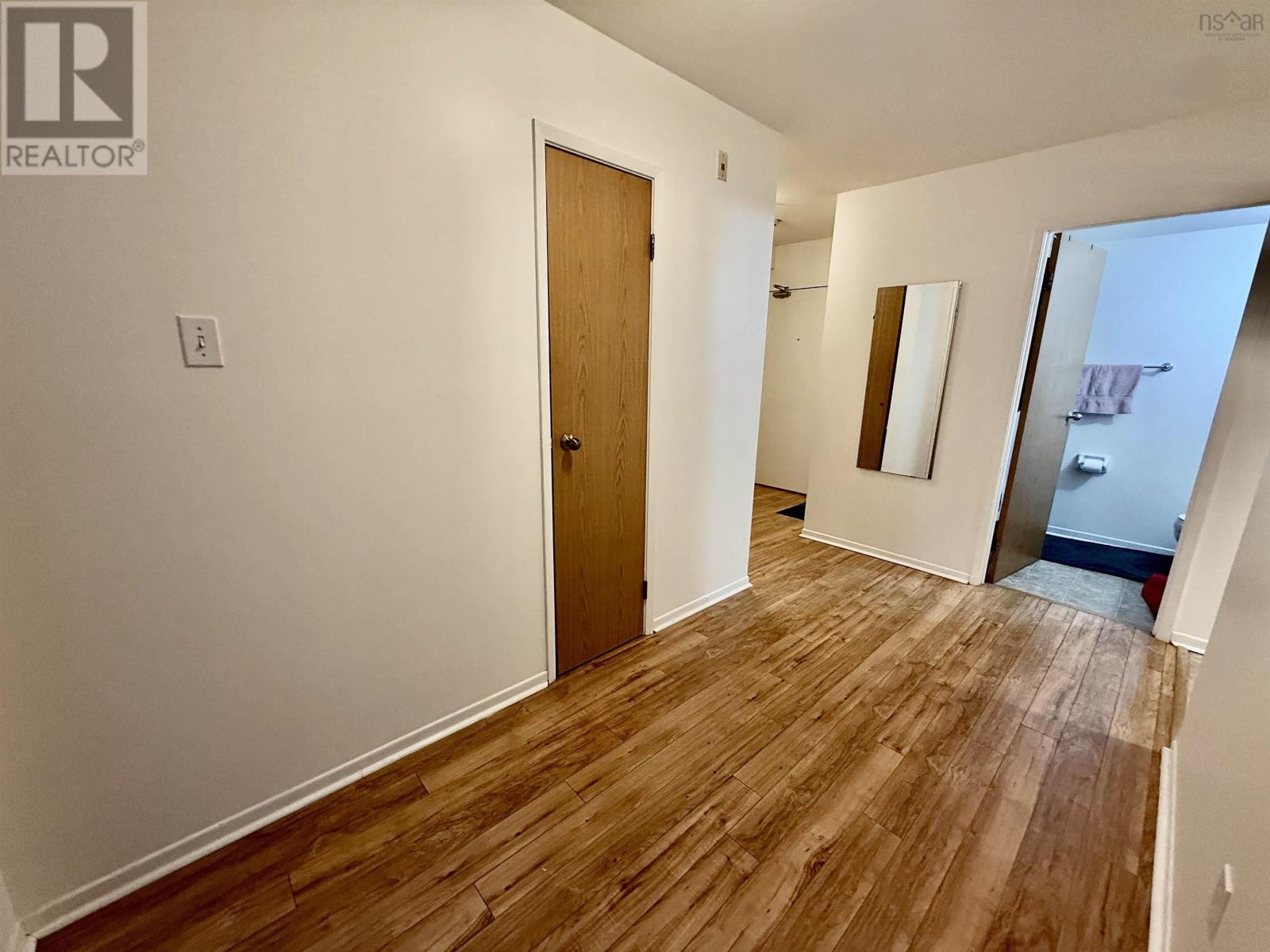 103 5230 Tobin Street, Halifax, Nova Scotia  B3H 1S2 - Photo 3 - 202605886