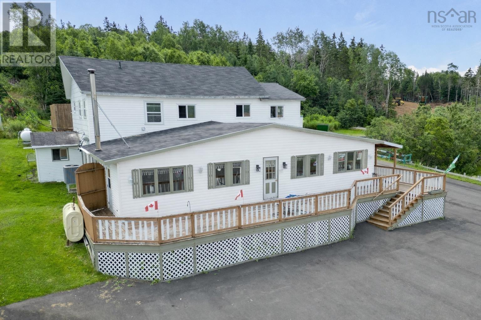 785 105 Highway, Boularderie East, Nova Scotia  B1X 1J6 - Photo 2 - 202605958