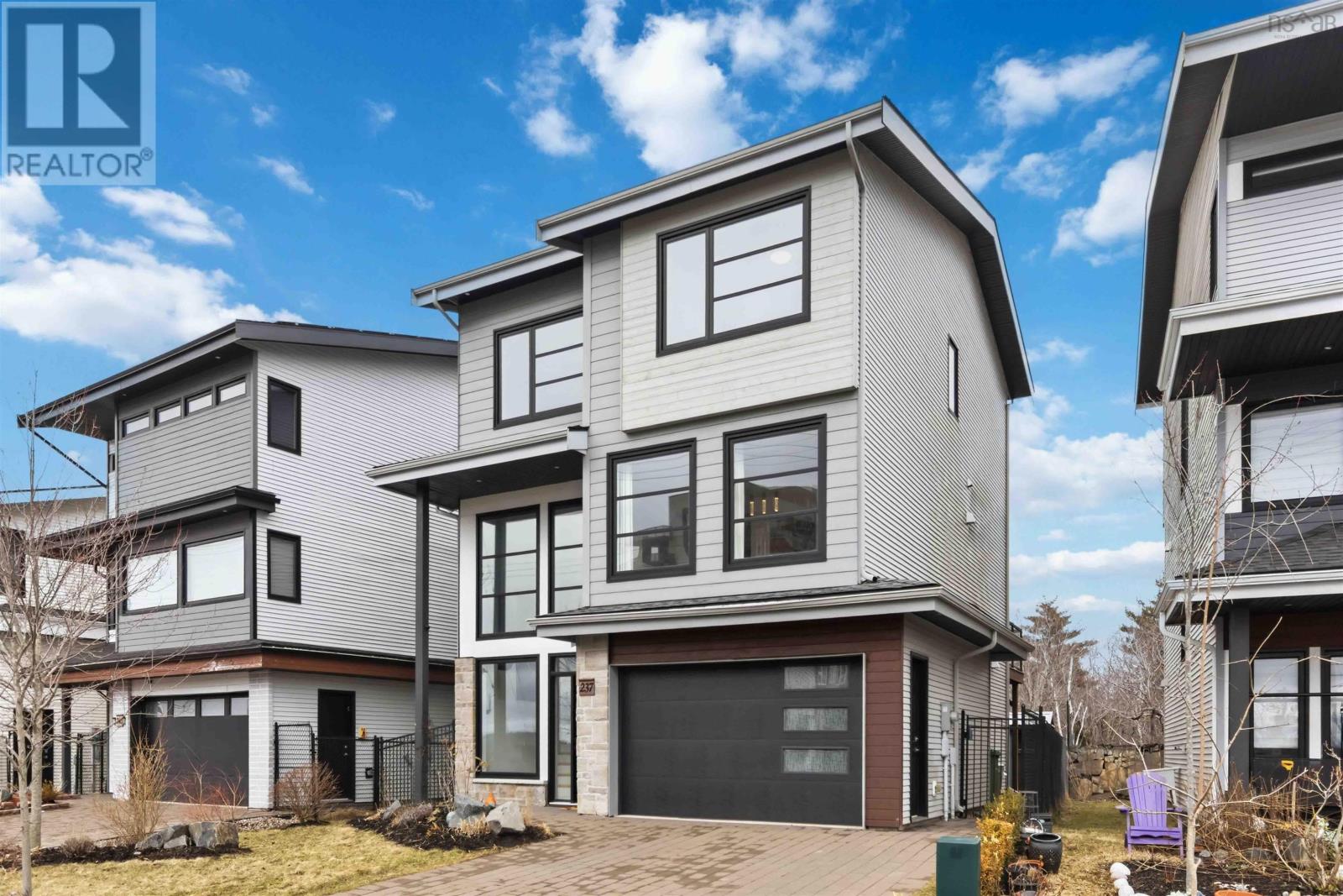 237 Transom Drive, Bedford, Nova Scotia  B3M 0L7 - Photo 2 - 202606222