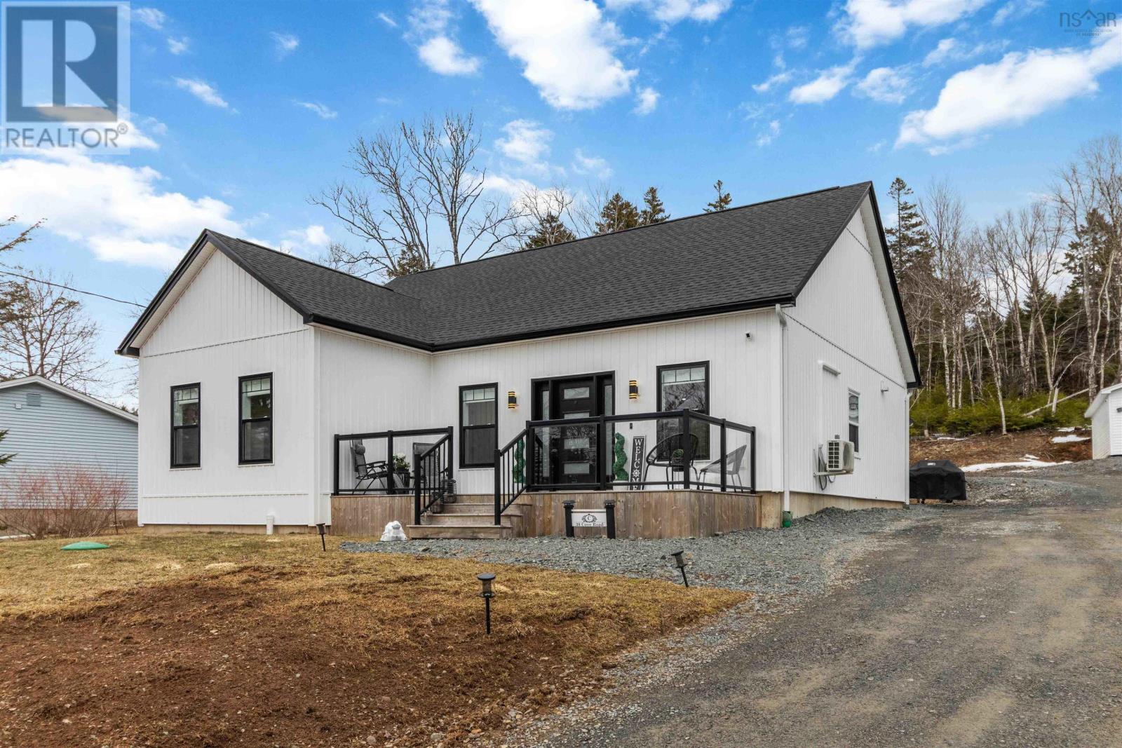 30 Cove Road, east uniacke, Nova Scotia