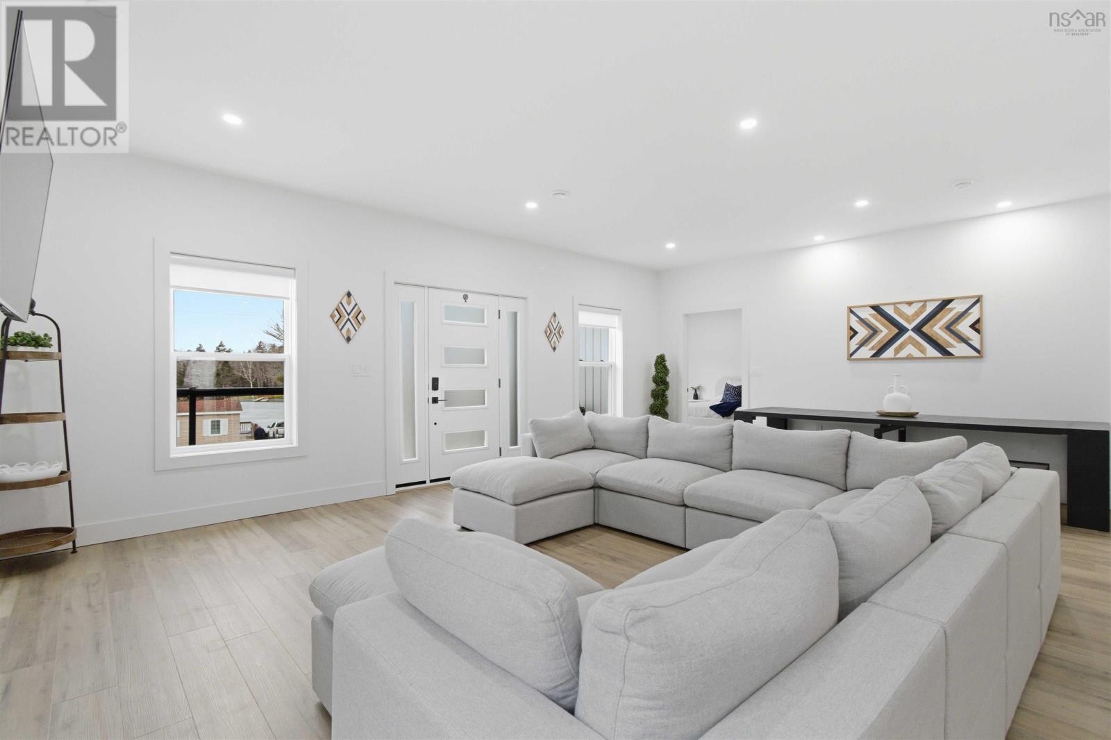 30 Cove Road, East Uniacke, Nova Scotia  B0N 1Z0 - Photo 9 - 202606236