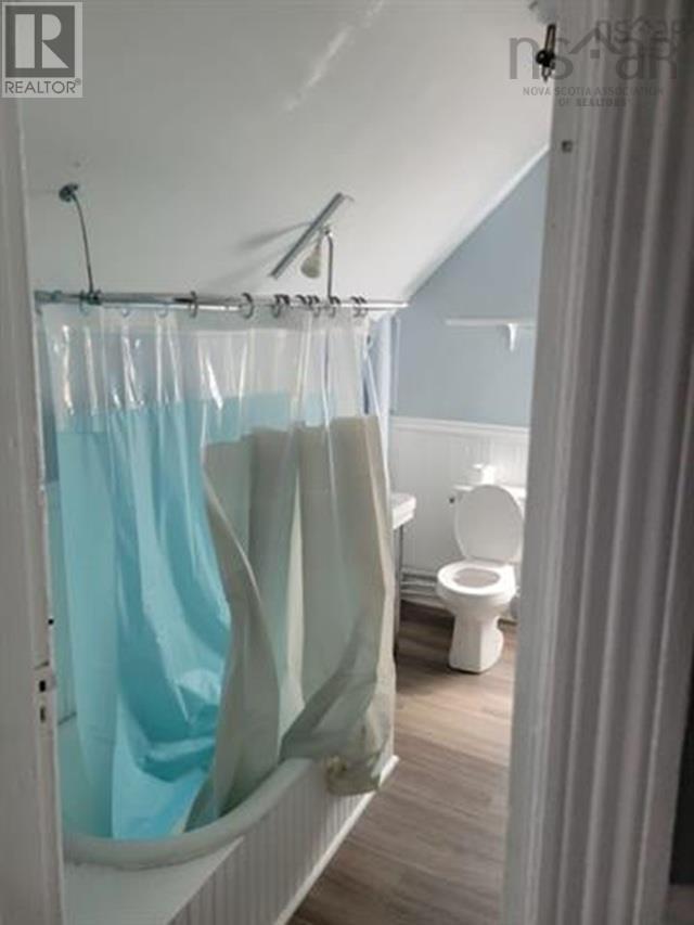 428 George Street, Sydney, Nova Scotia  B1P 1K3 - Photo 4 - 202606239