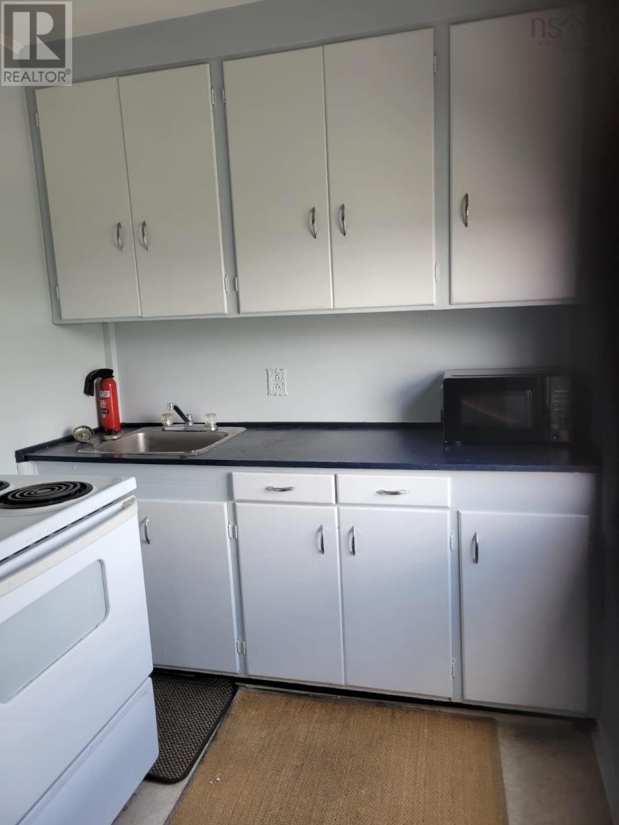 428 George Street, Sydney, Nova Scotia  B1P 1K3 - Photo 7 - 202606239