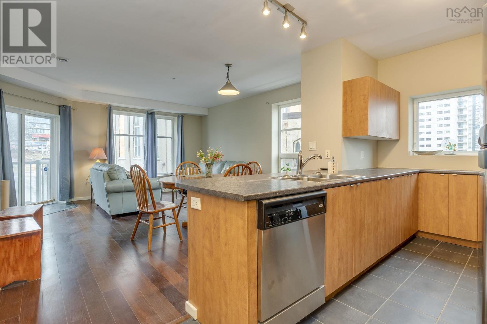 310 5221 Nora Benard Street, Halifax, Nova Scotia  B3K 0B6 - Photo 2 - 202606249