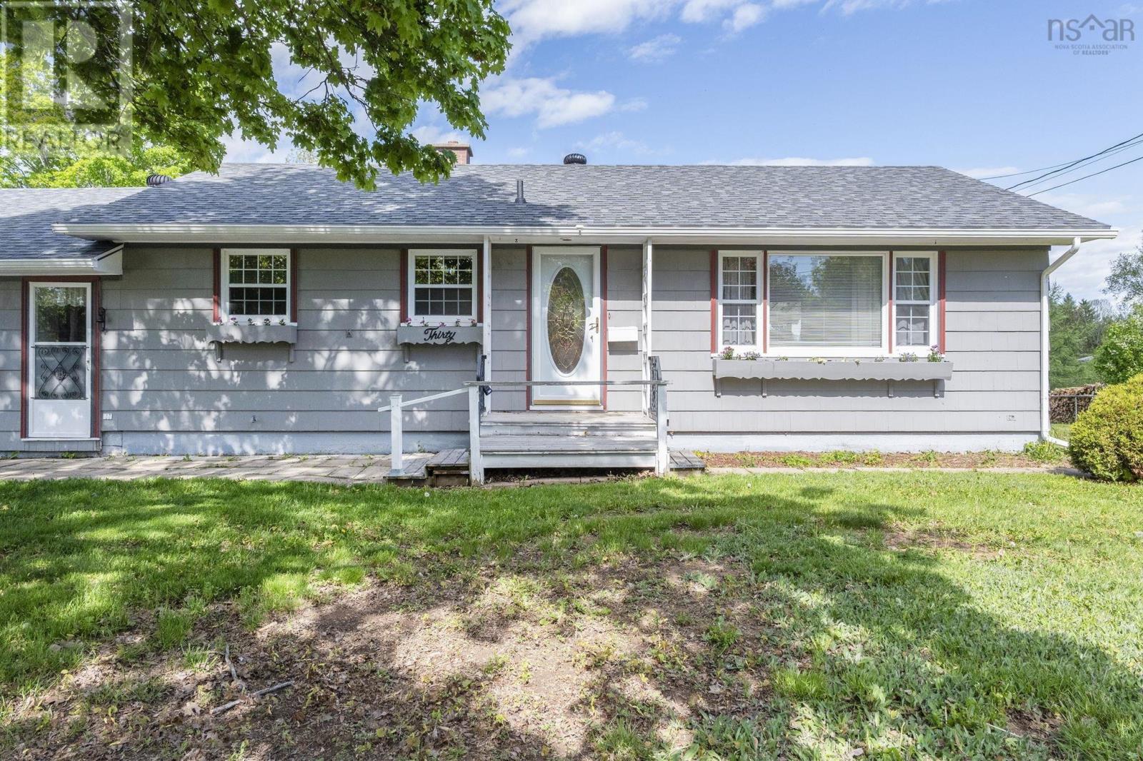 30 Victoria Street, Middleton, Nova Scotia  B0S 1P0 - Photo 38 - 202606386