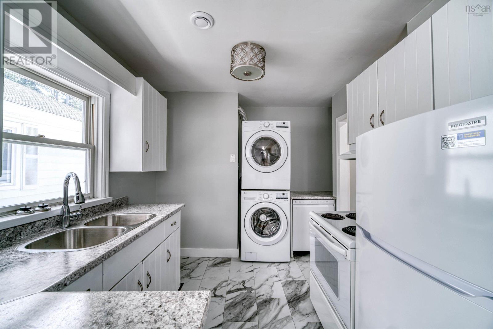 3306 Ashburn Avenue, Halifax, Nova Scotia  B3L 4C2 - Photo 6 - 202606544