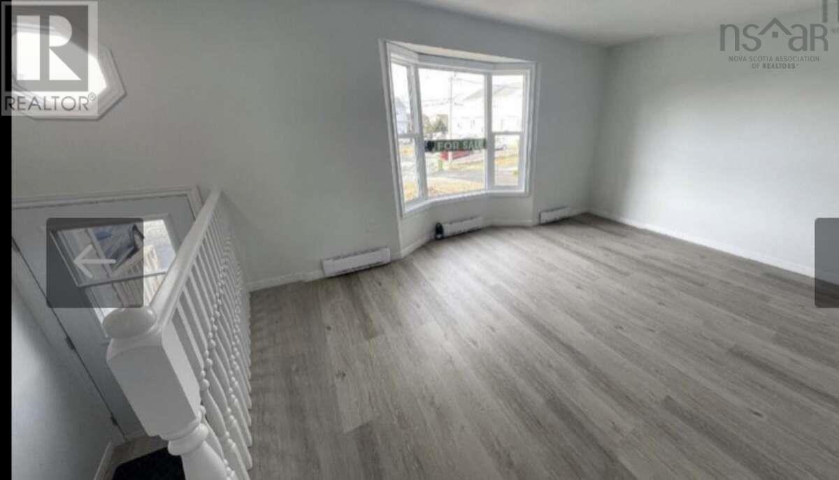 9 Campeau Court, Eastern Passage, Nova Scotia  B3G 1J5 - Photo 3 - 202606564