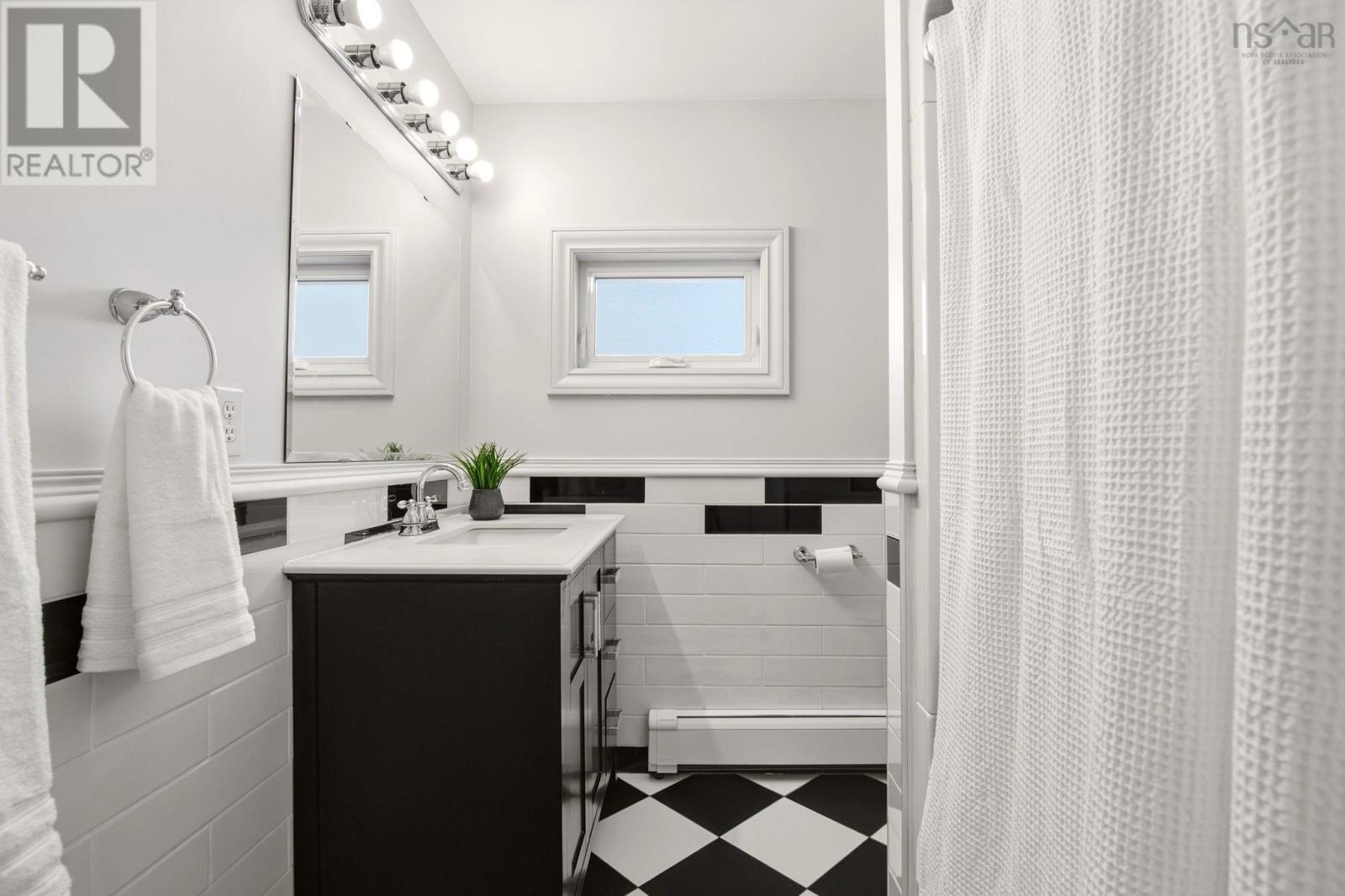 5895 Cabot Street, Halifax, Nova Scotia  B3K 2K2 - Photo 21 - 202606570