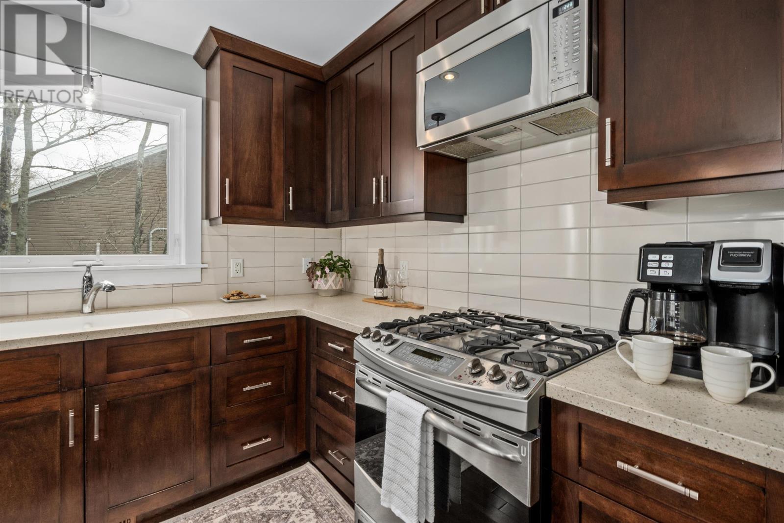 31 Colville Court, Beaver Bank, Nova Scotia  B4G 1B8 - Photo 11 - 202606571